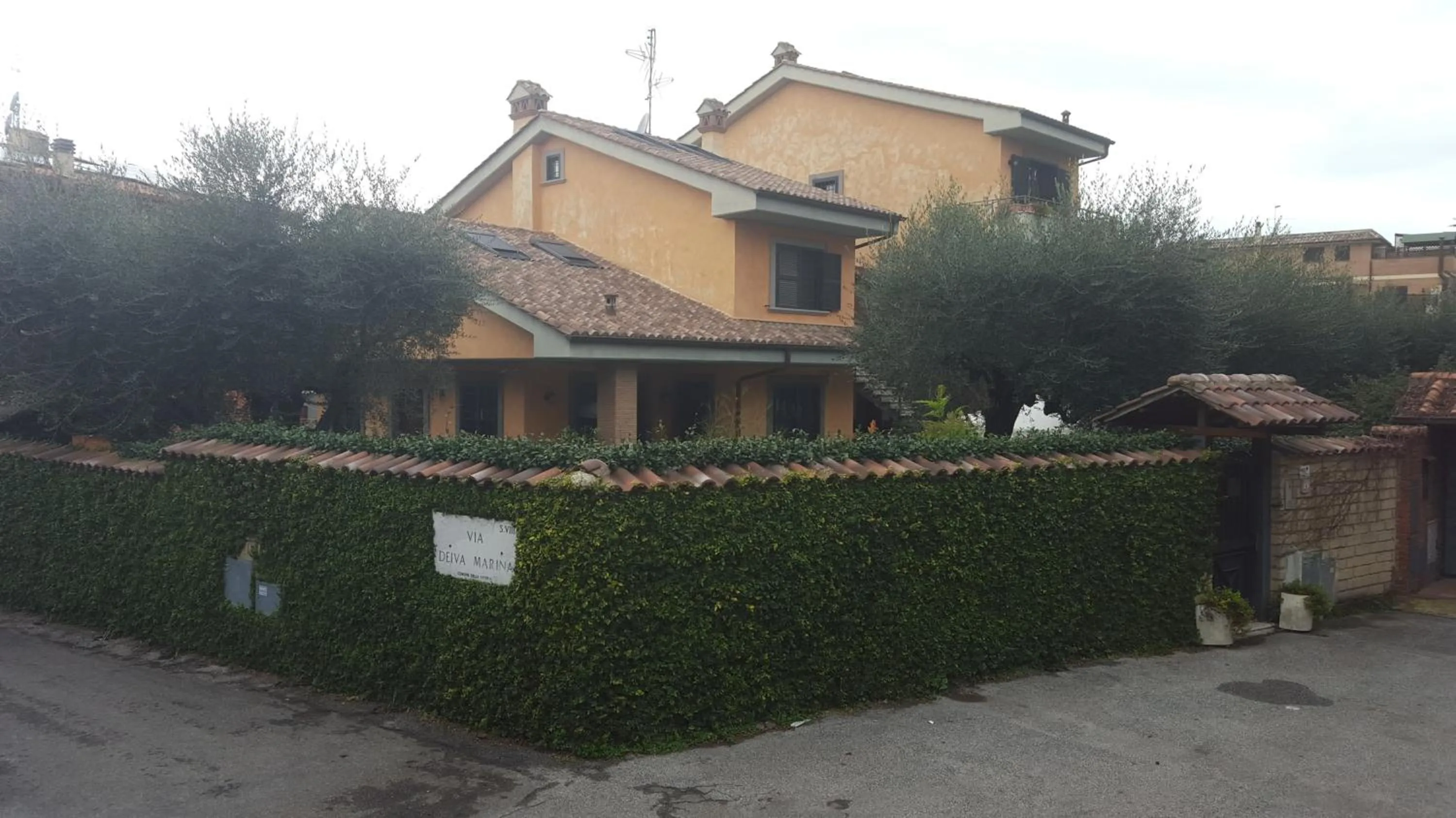 Facade/entrance in Aurelia Garden Gold B&B