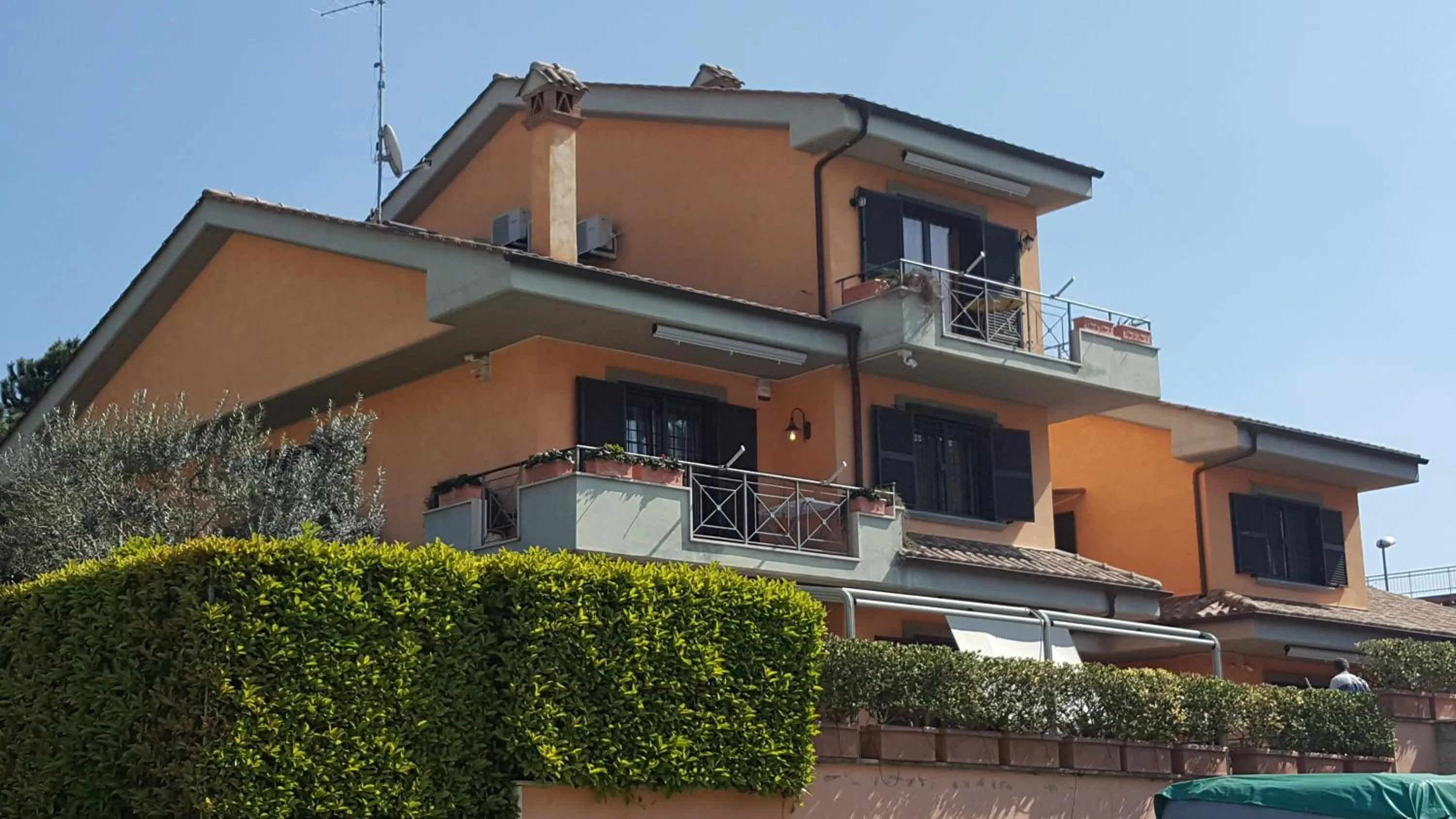 Property building in Aurelia Garden Gold B&B