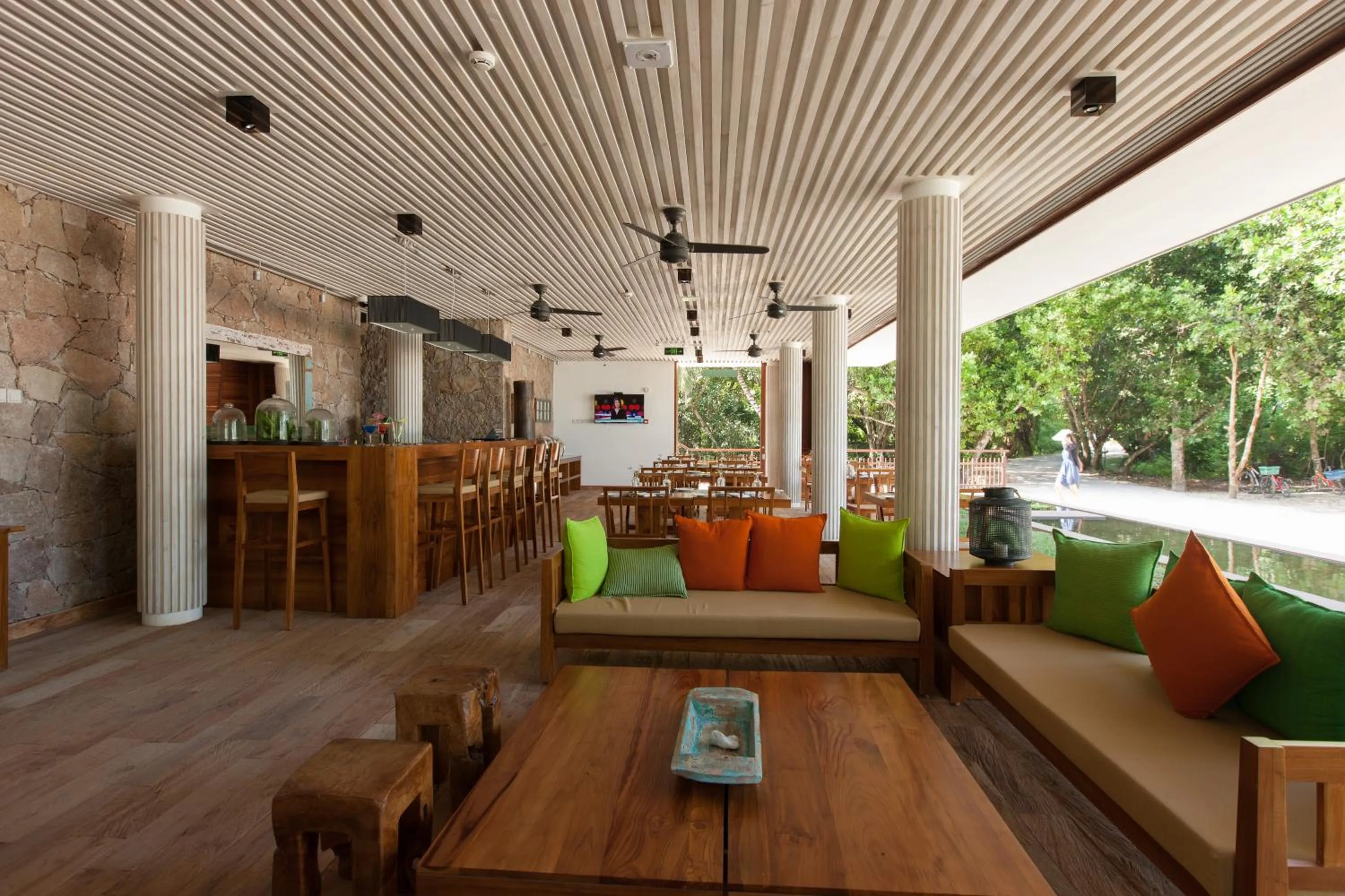 Day in Le Relax Luxury Lodge