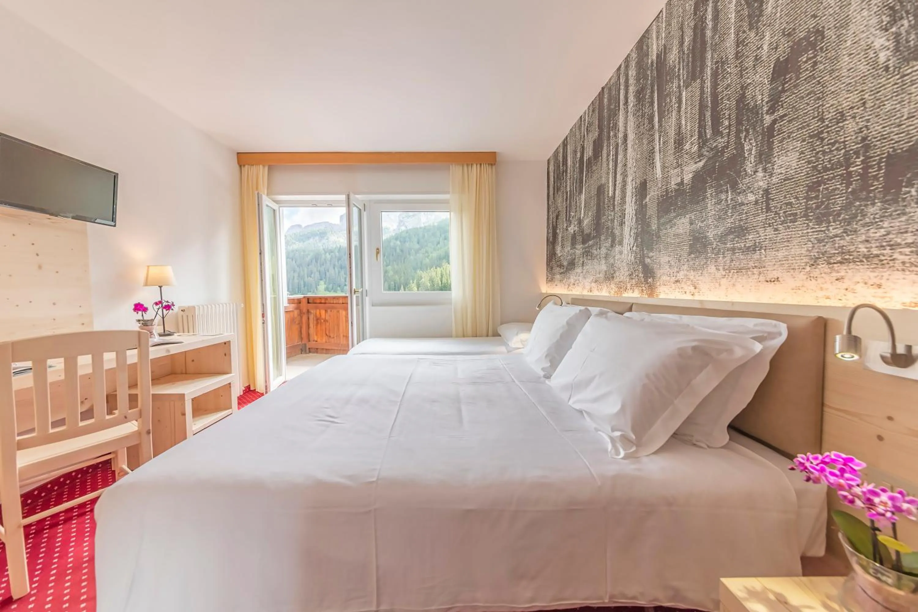 Day, Bed in Hotel Sorapiss