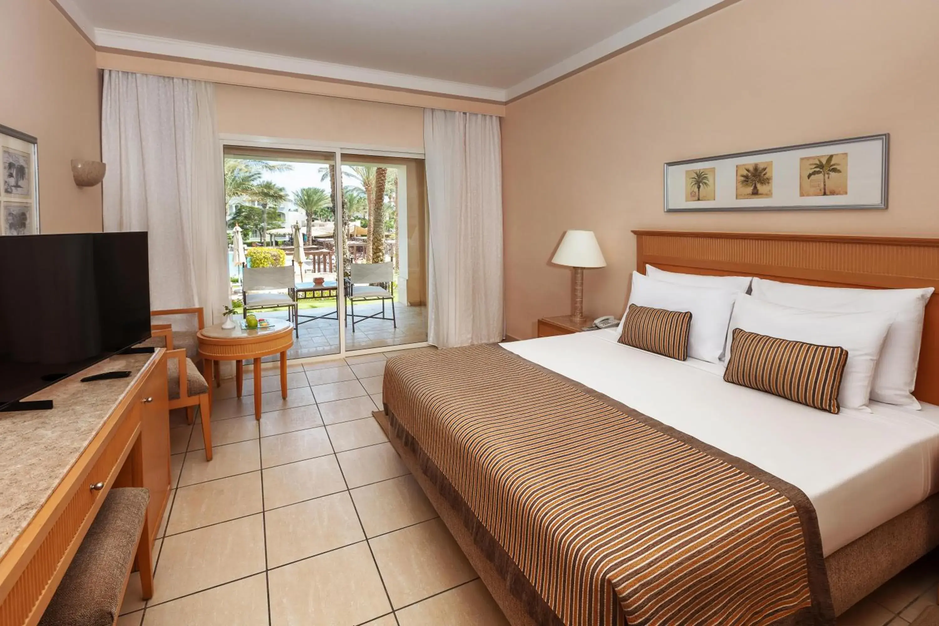 Superior Queen or Twin Pool View in JAZ Makadi Star & Spa Superior Queen or Twin Pool View in JAZ Makadi Star & Spa