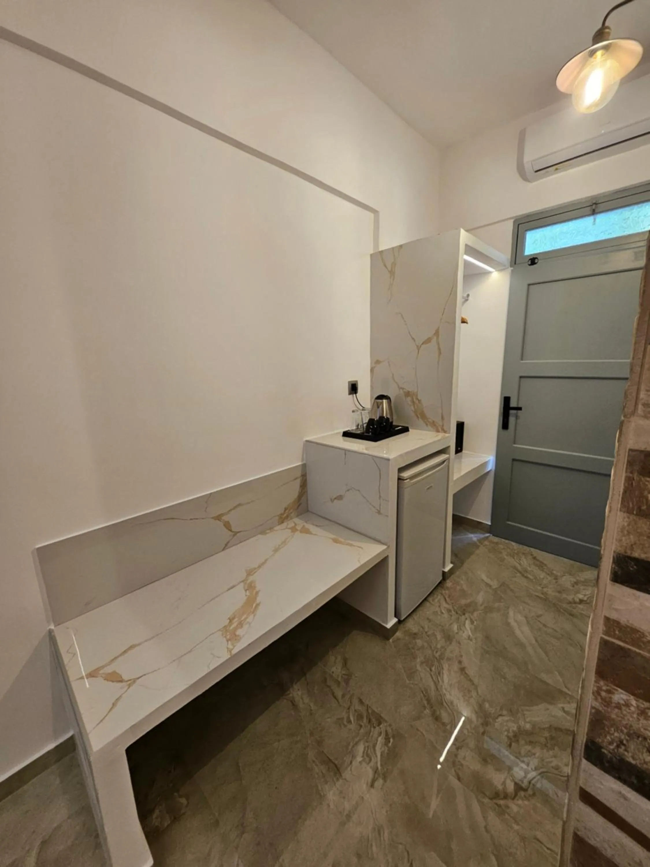 Coffee/tea facilities in Casa Blue Sarantis