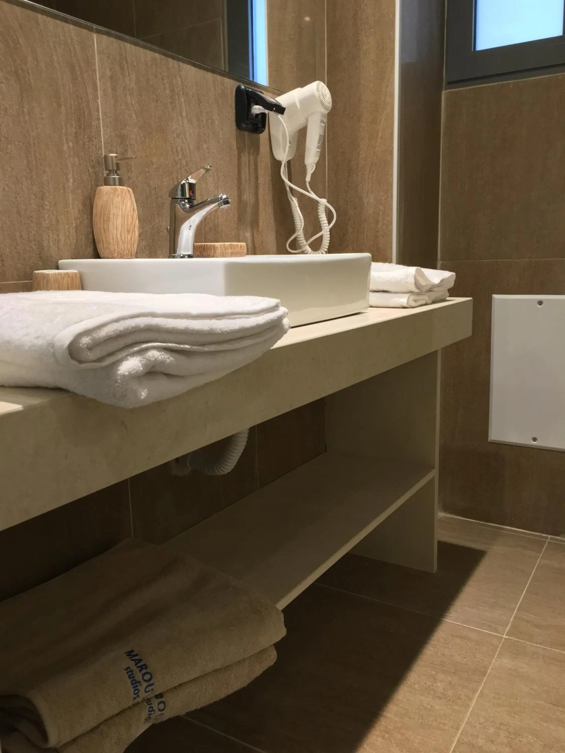 Bathroom in Casa Blue Sarantis