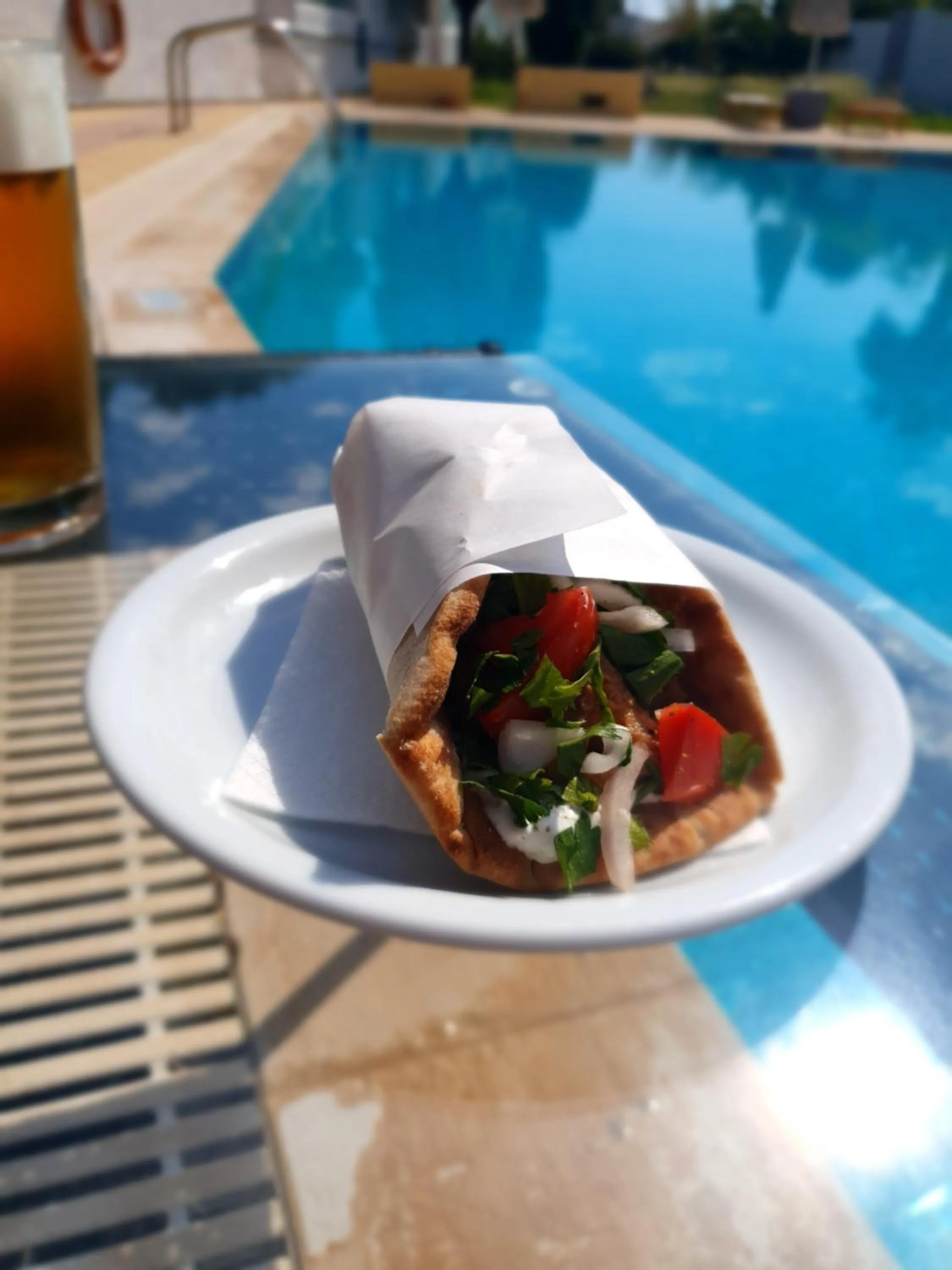 Restaurant/places to eat in Casa Blue Sarantis