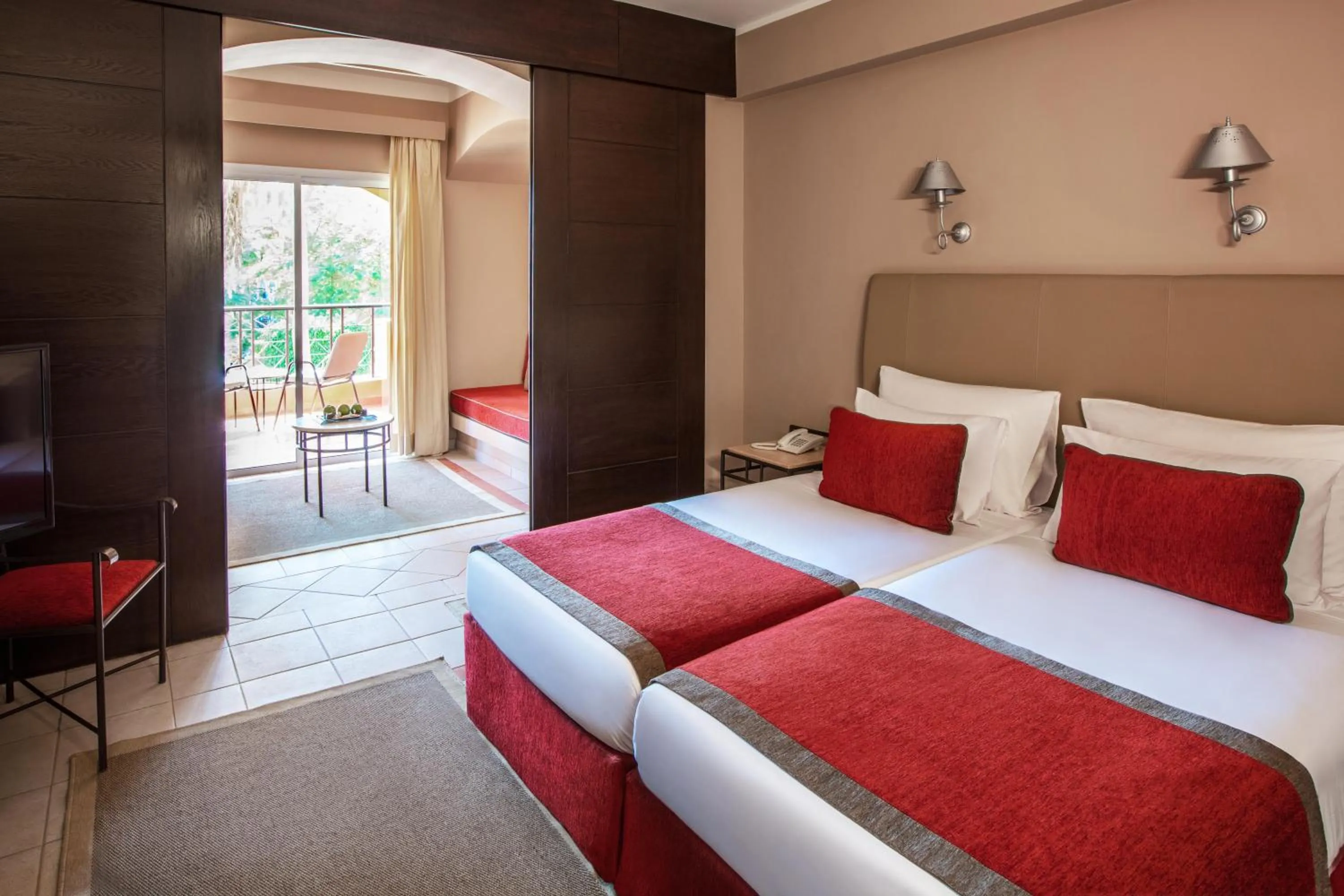 Photo of the whole room, Bed in JAZ Makadi Oasis Resort