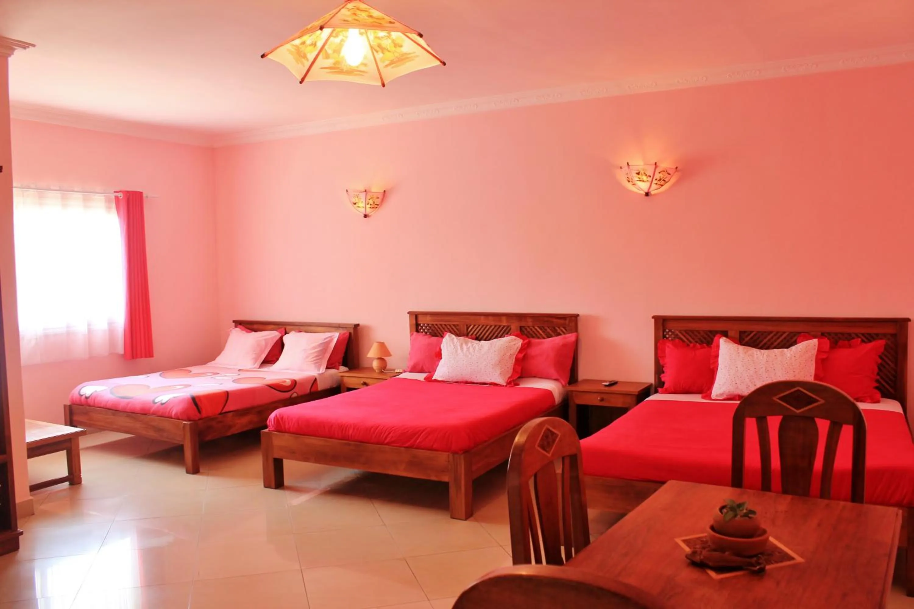 Bedroom in K.méléon-Hôtel