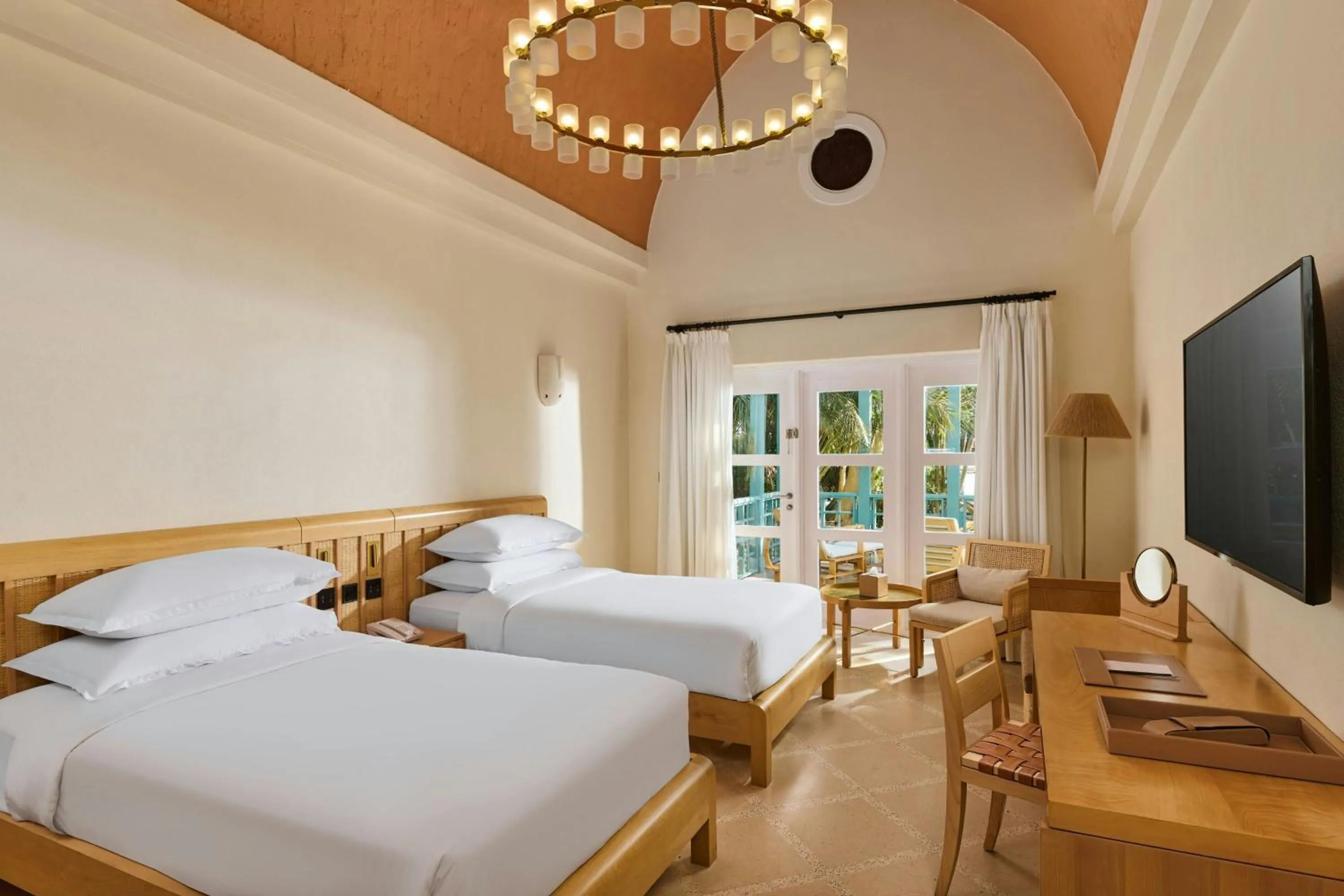 Bedroom, Bed in Sheraton Miramar Resort El Gouna