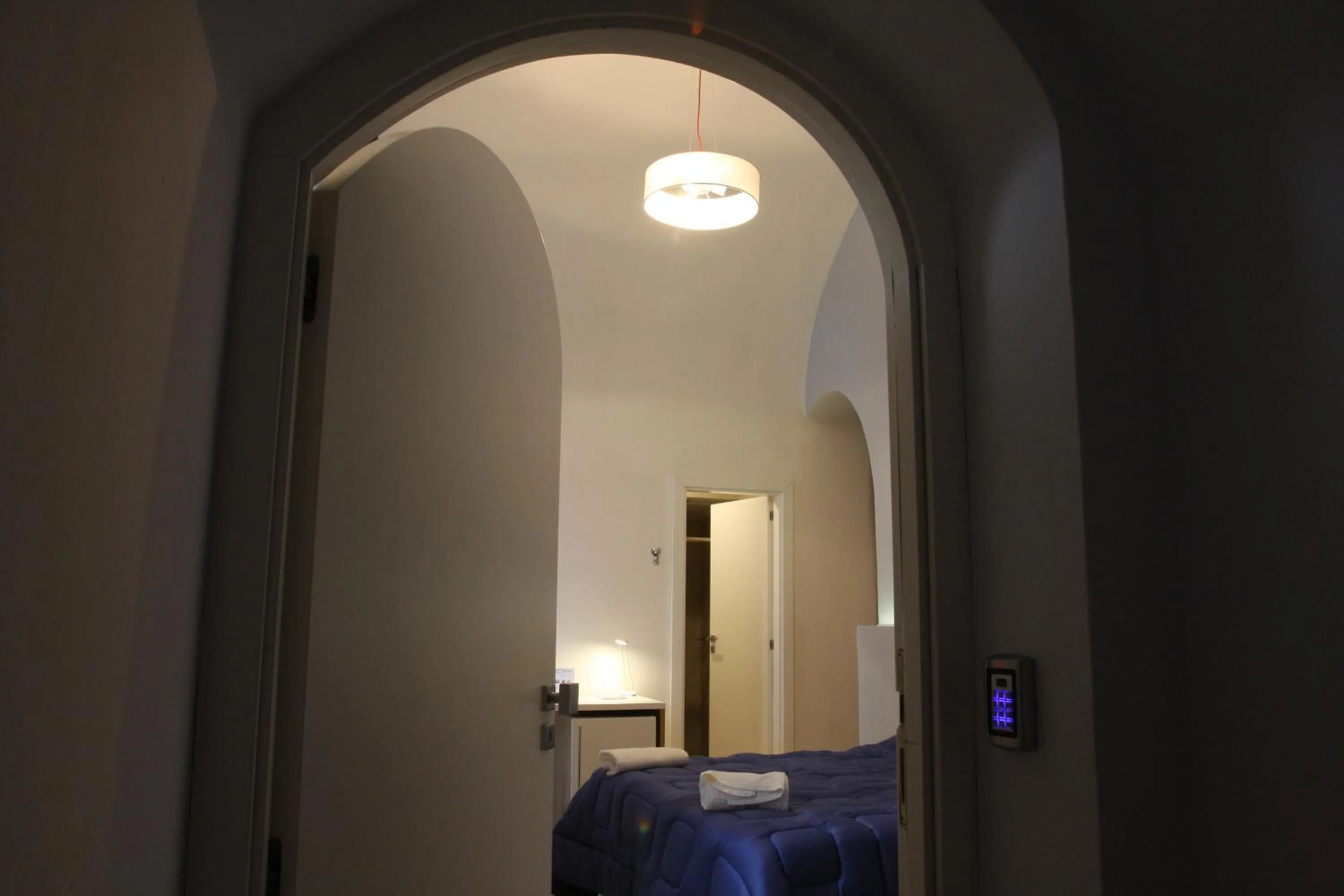 Bedroom, Bed in Base Napoli Mergellina