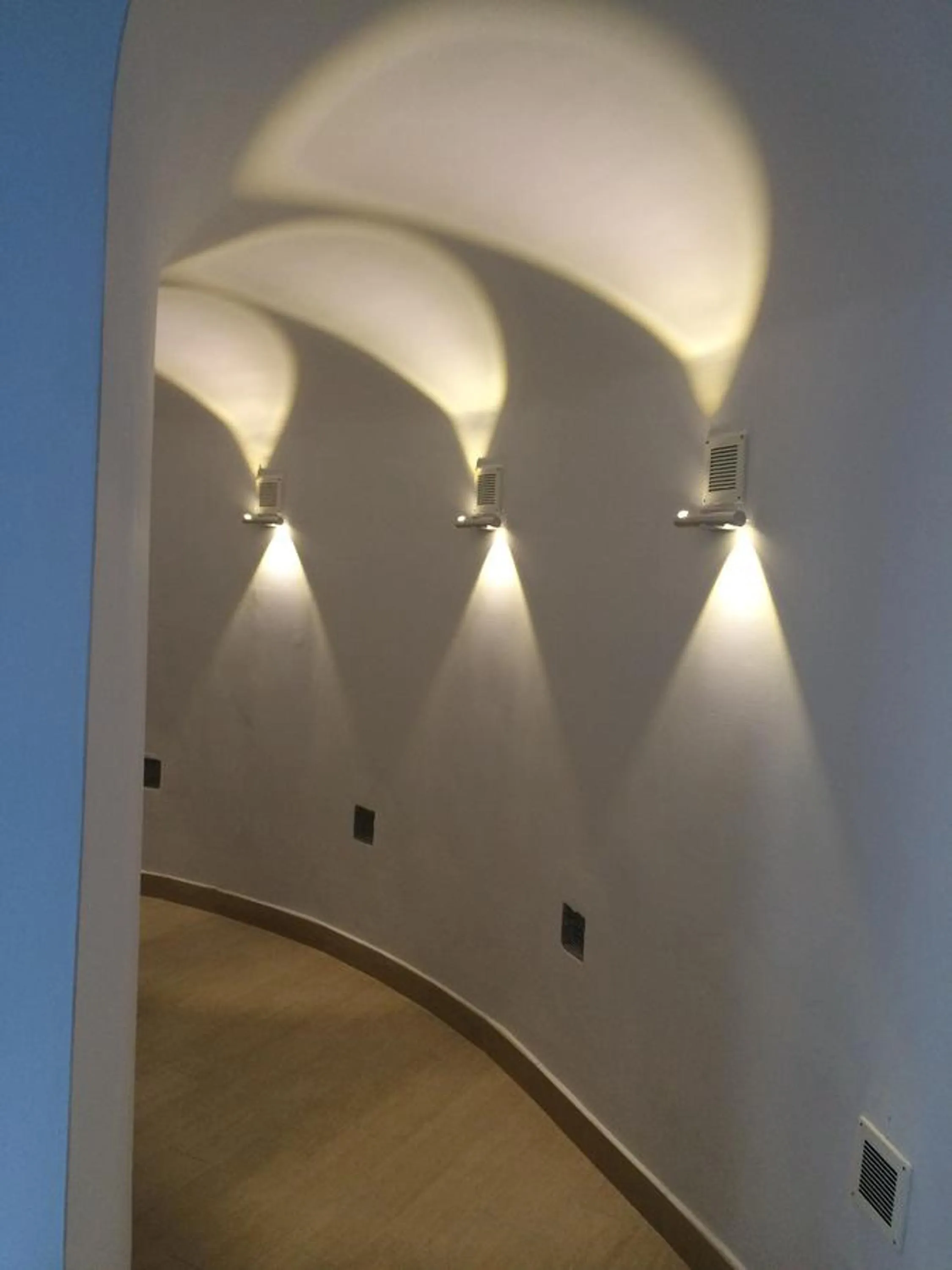 Decorative detail in Base Napoli Mergellina