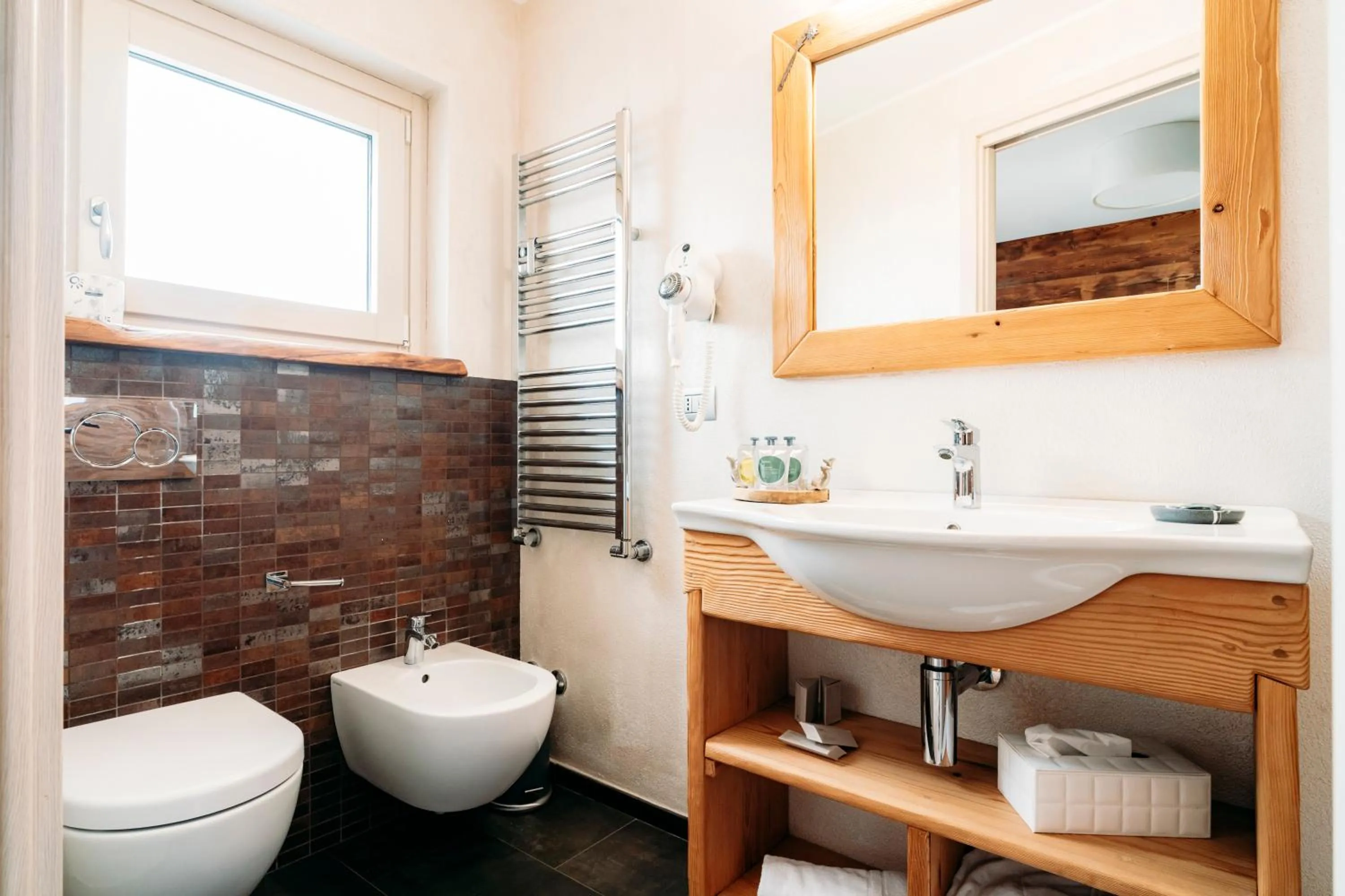 Toilet in Serendipity Hotel