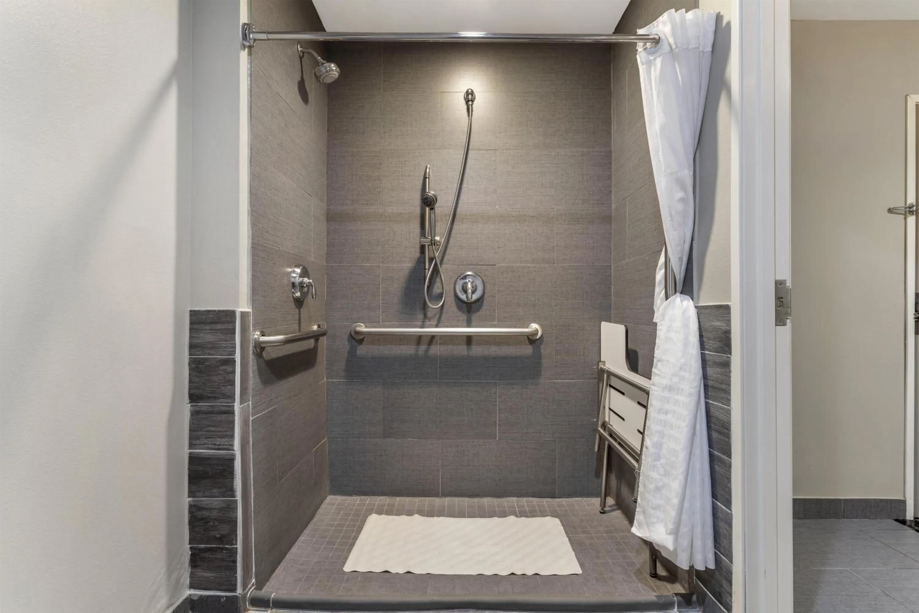 Bathroom in Best Western Plus Laredo Inn & Suites