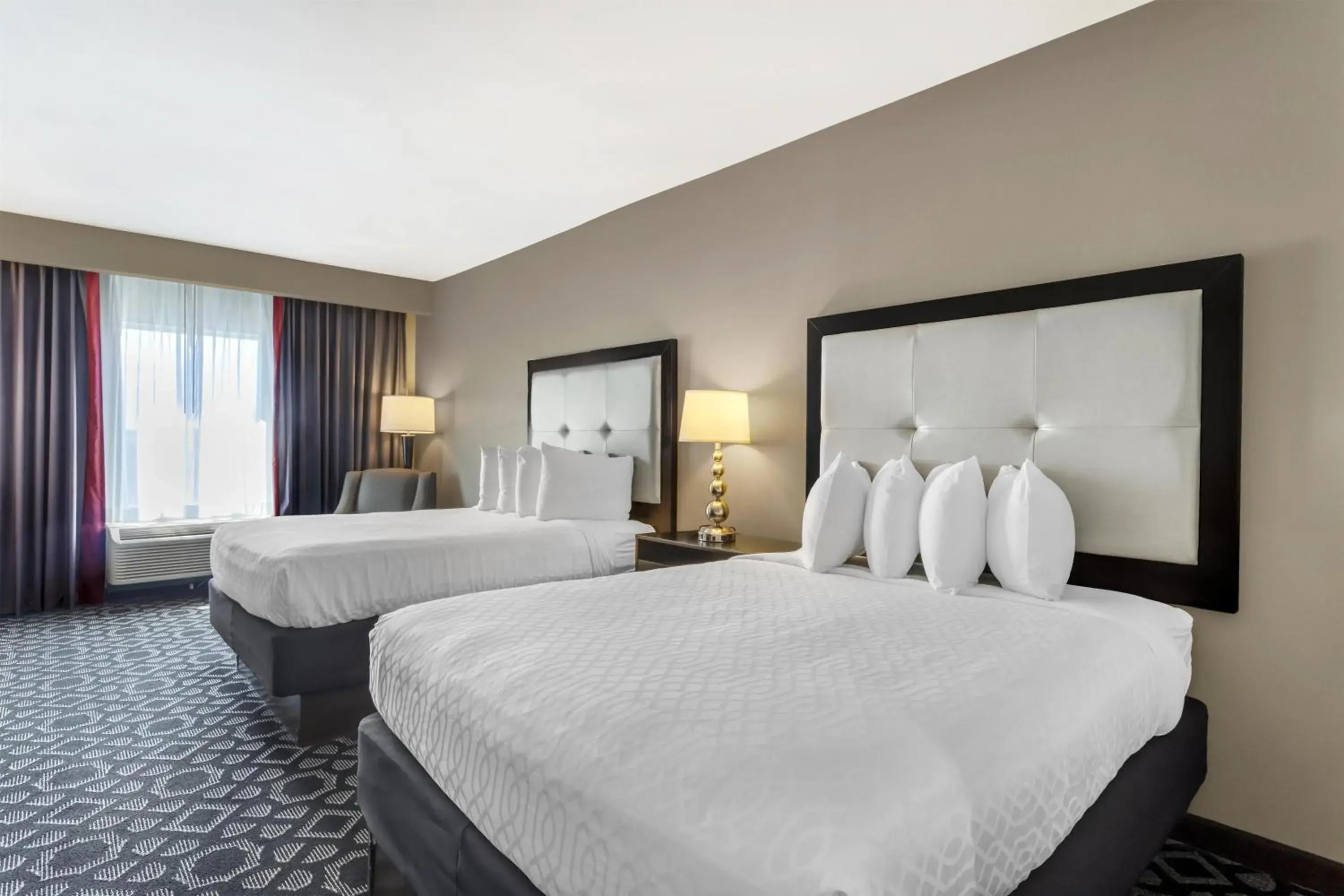 Queen Room with Two Queen Beds - Non-Smoking in Best Western Plus Laredo Inn & Suites Queen Room with Two Queen Beds - Non-Smoking in Best Western Plus Laredo Inn & Suites