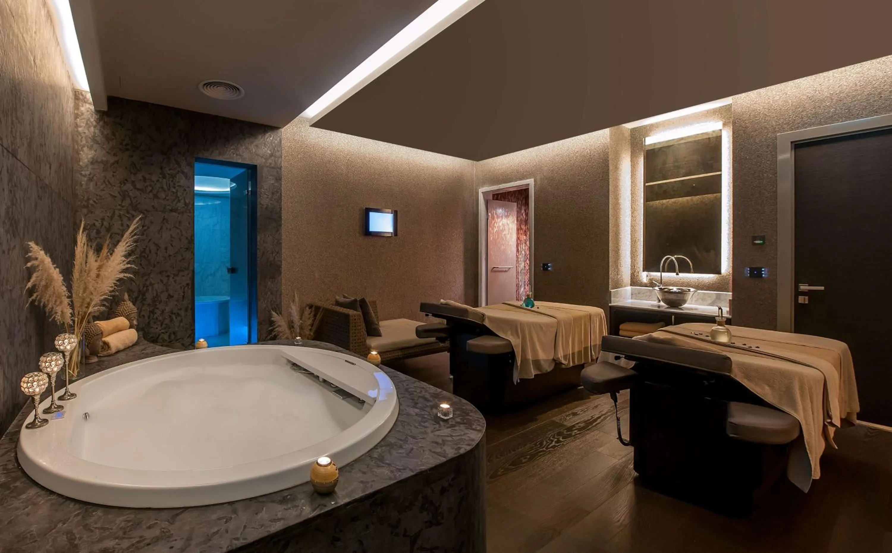 Spa and wellness centre/facilities in Radisson Blu Hotel Istanbul Ottomare