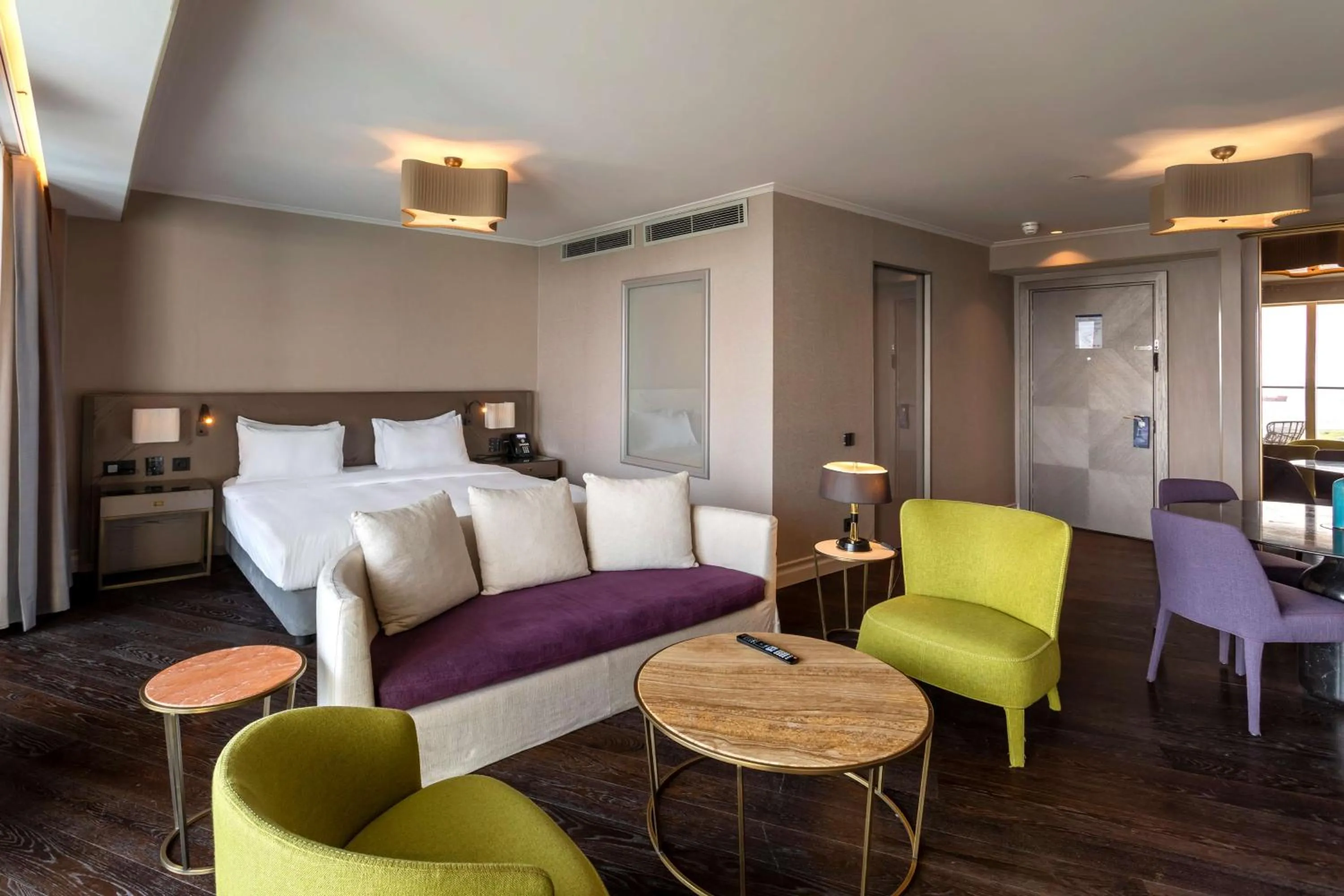 Bed in Radisson Blu Hotel Istanbul Ottomare