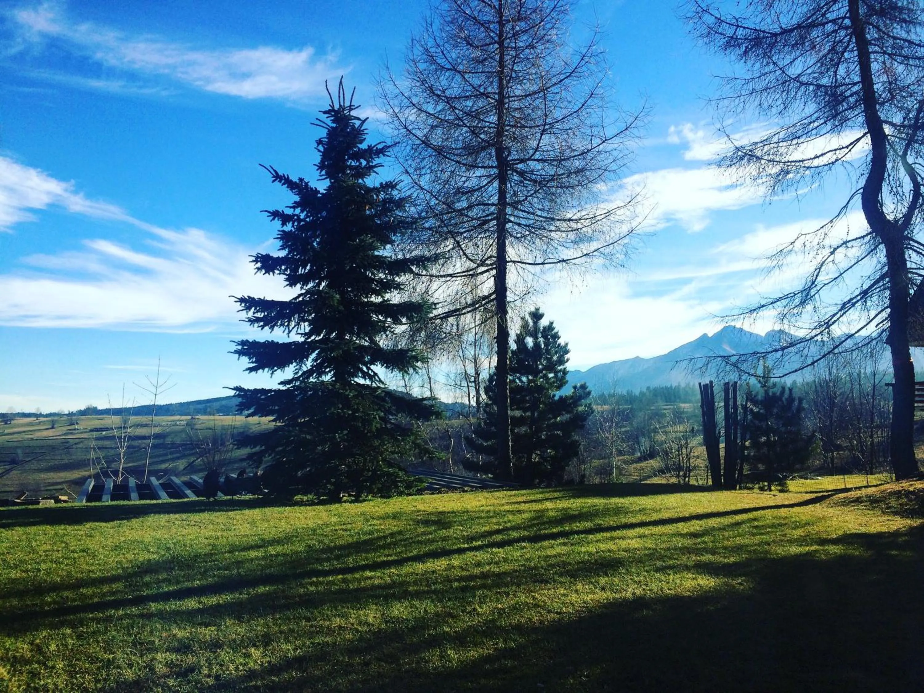 Garden in Siumno Izba B&B Brzegi