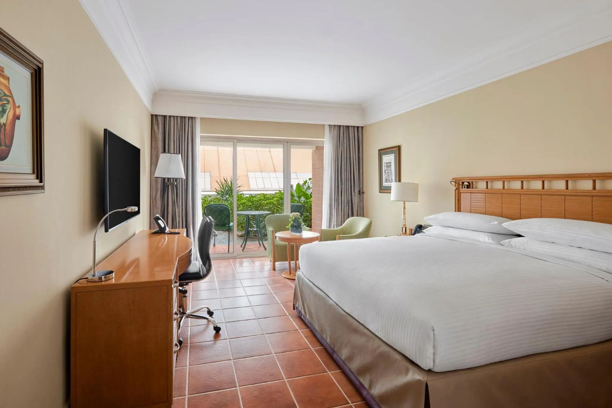 Photo of the whole room, Bed in Intercontinental Cairo Citystars by IHG