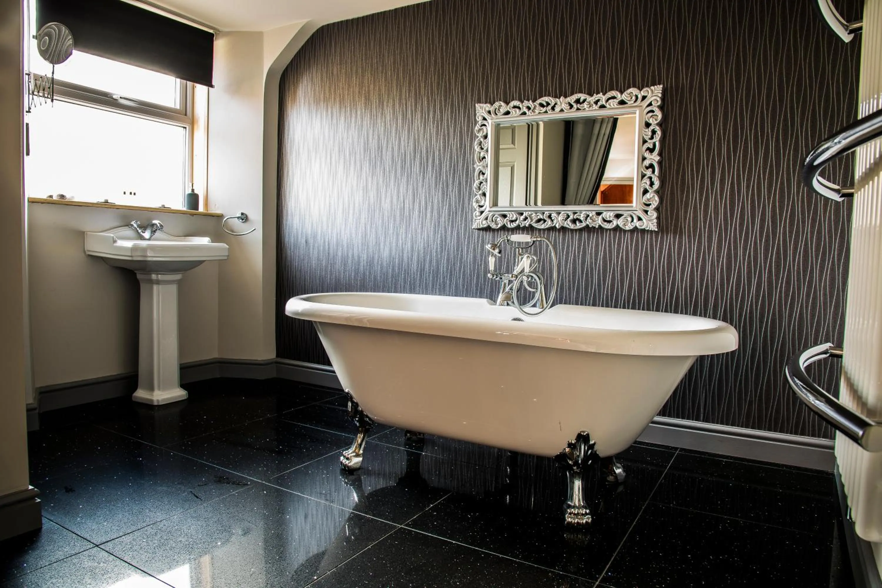 Bathroom in Mount Stewart Hotel