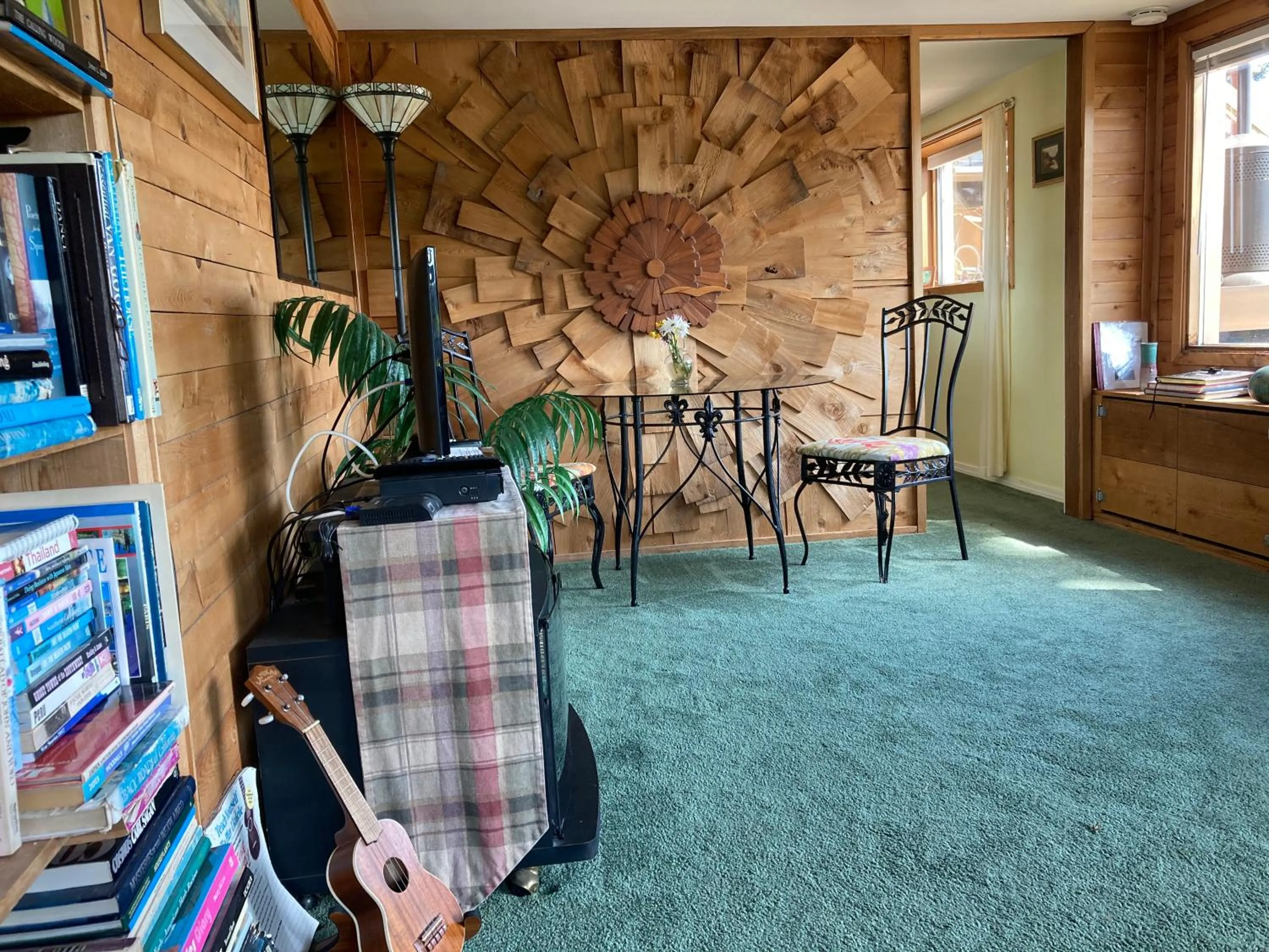 Cottage Lake Bed and Breakfast