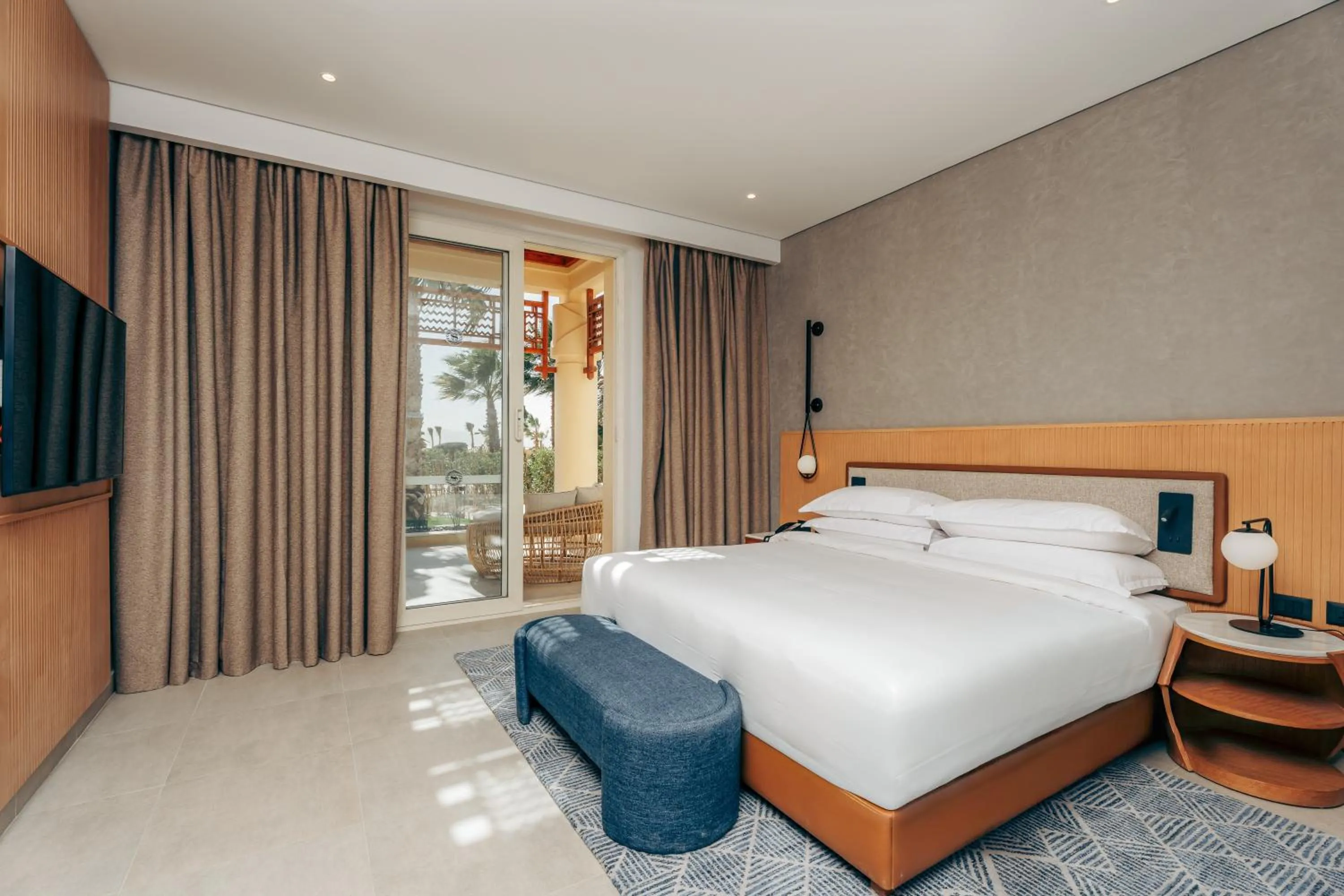 Bed in Sheraton Soma Bay Resort