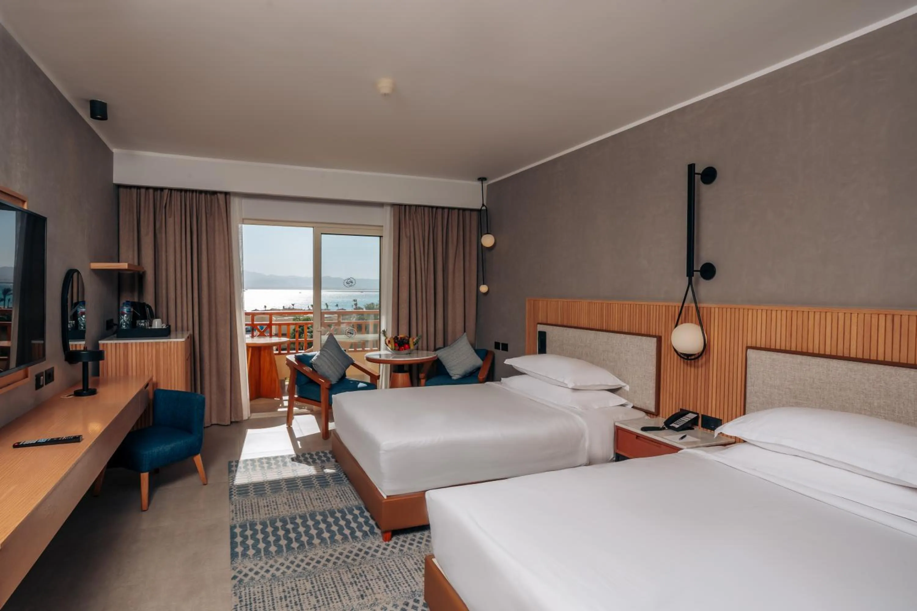 Bed in Sheraton Soma Bay Resort