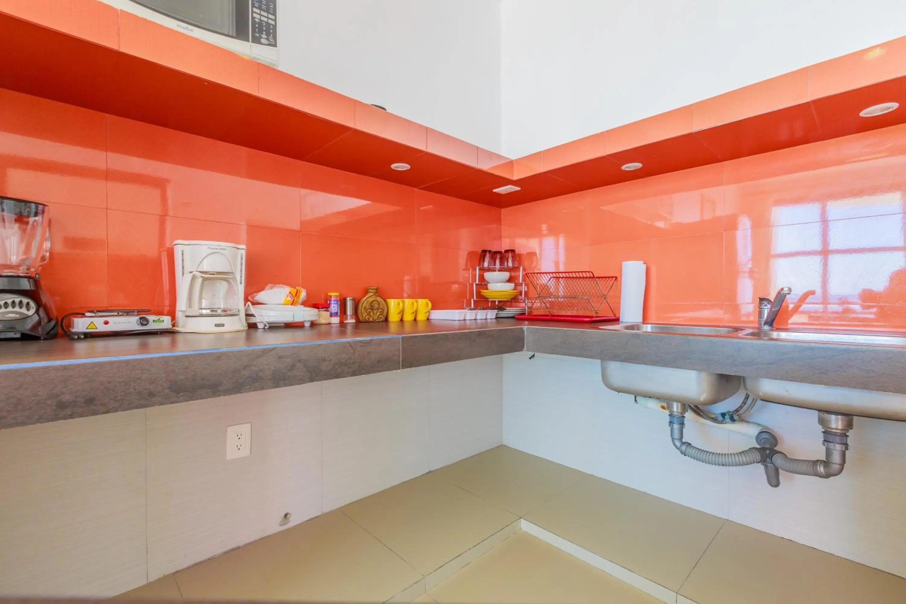 Kitchen or kitchenette in Villa Elena Isla Mujeres