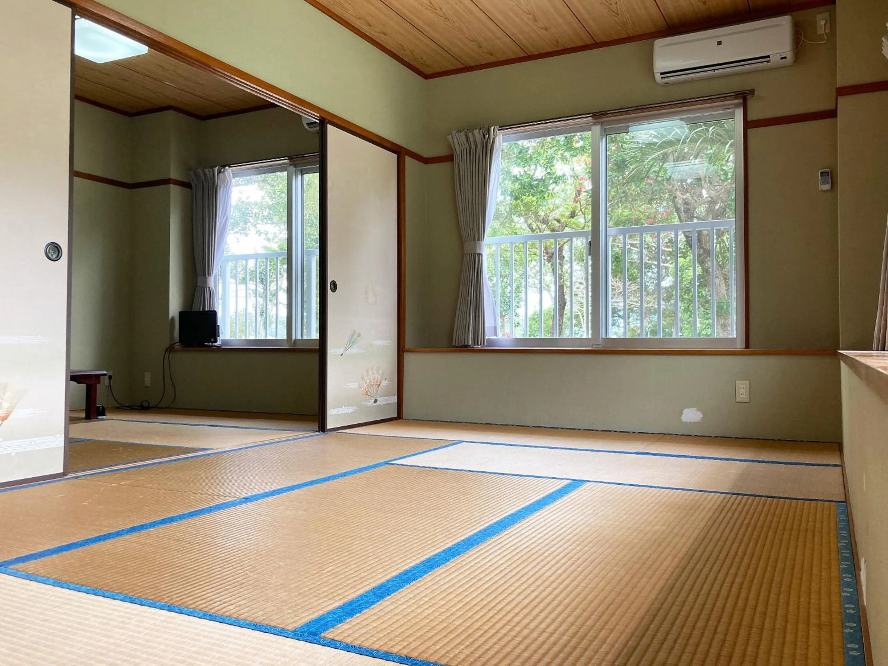 Photo of the whole room in Uminoie Painukaji