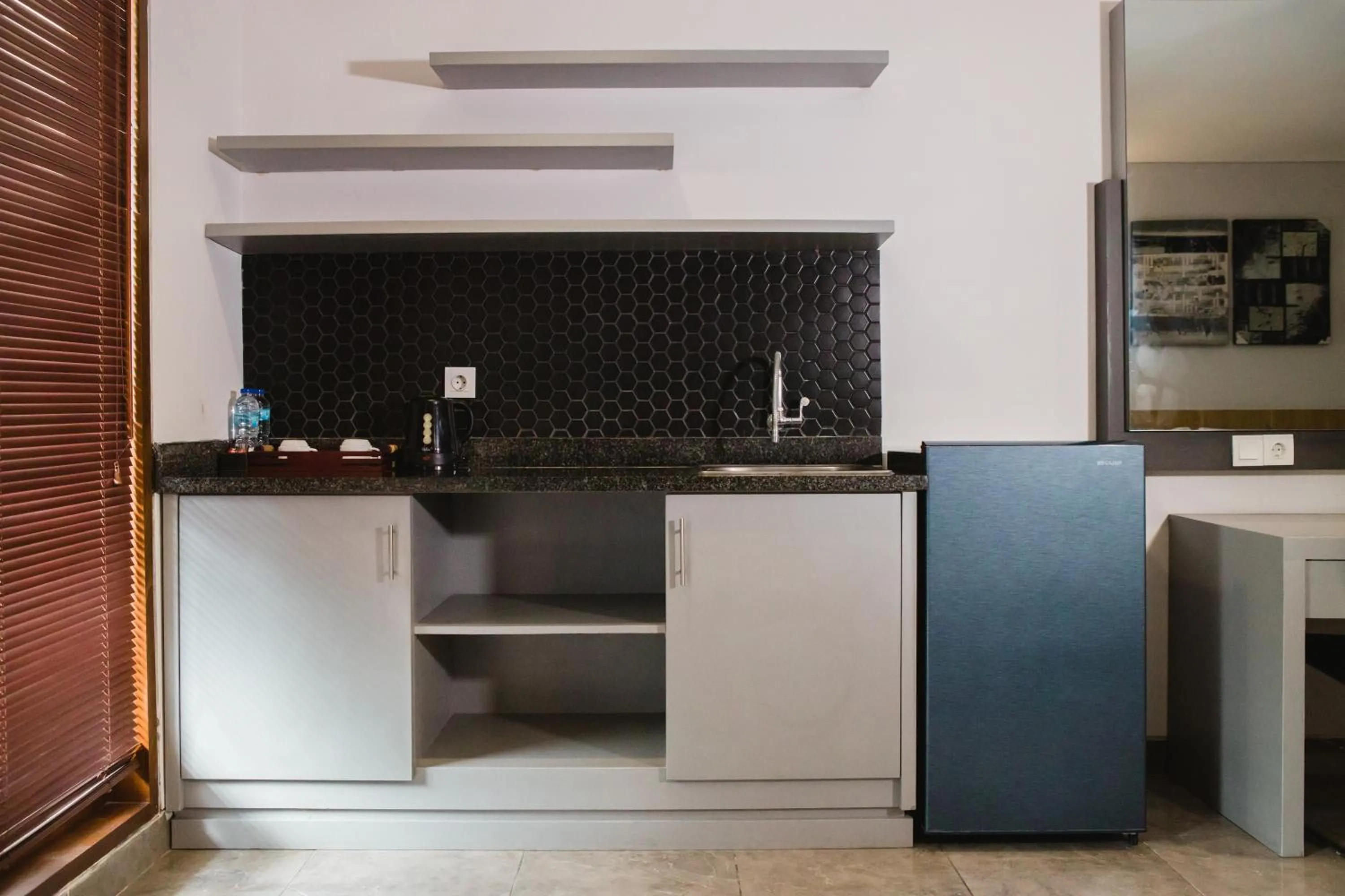 dishwasher in Grand Kesambi Resort and Villas Seminyak