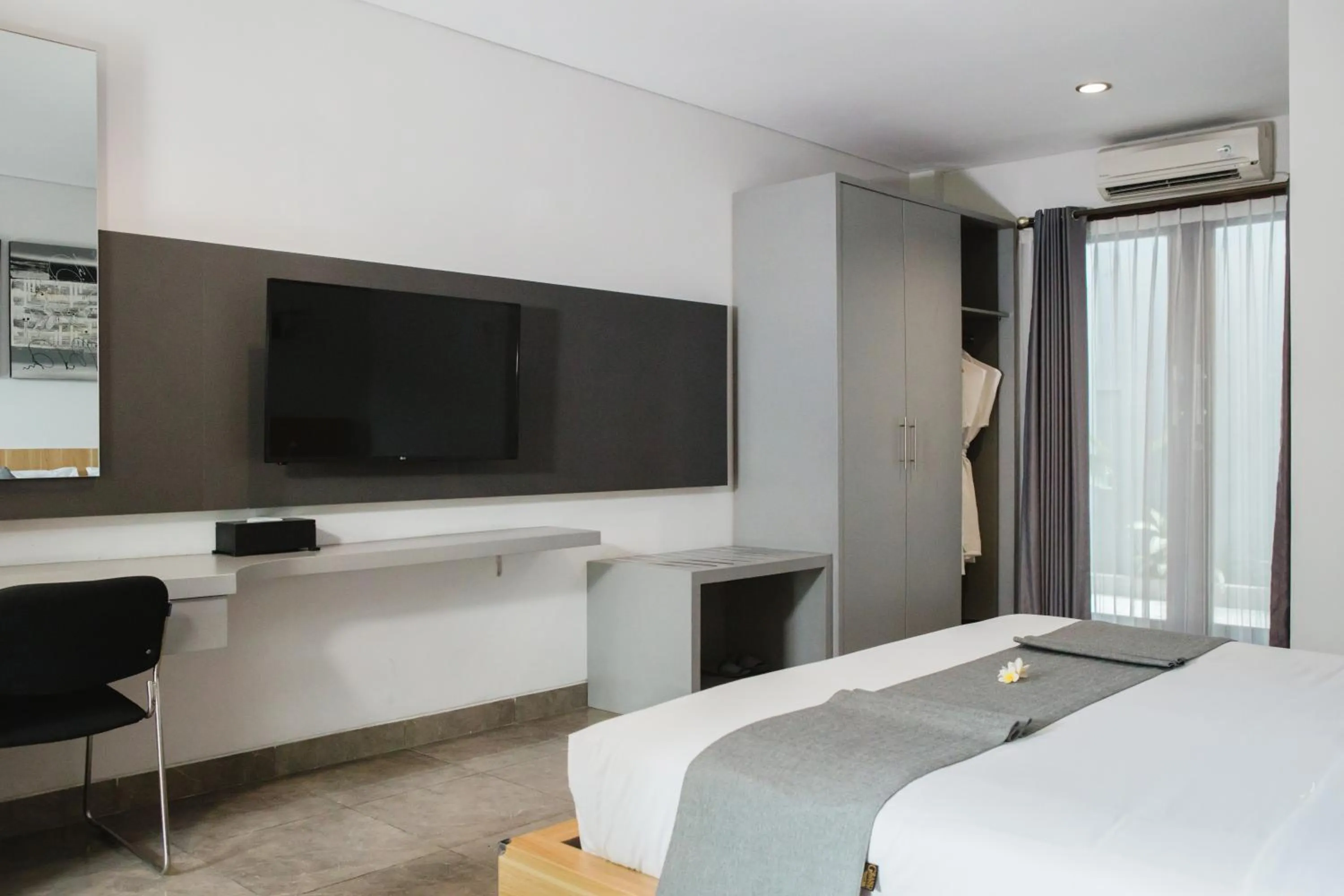 TV and multimedia, Bed in Grand Kesambi Resort and Villas Seminyak