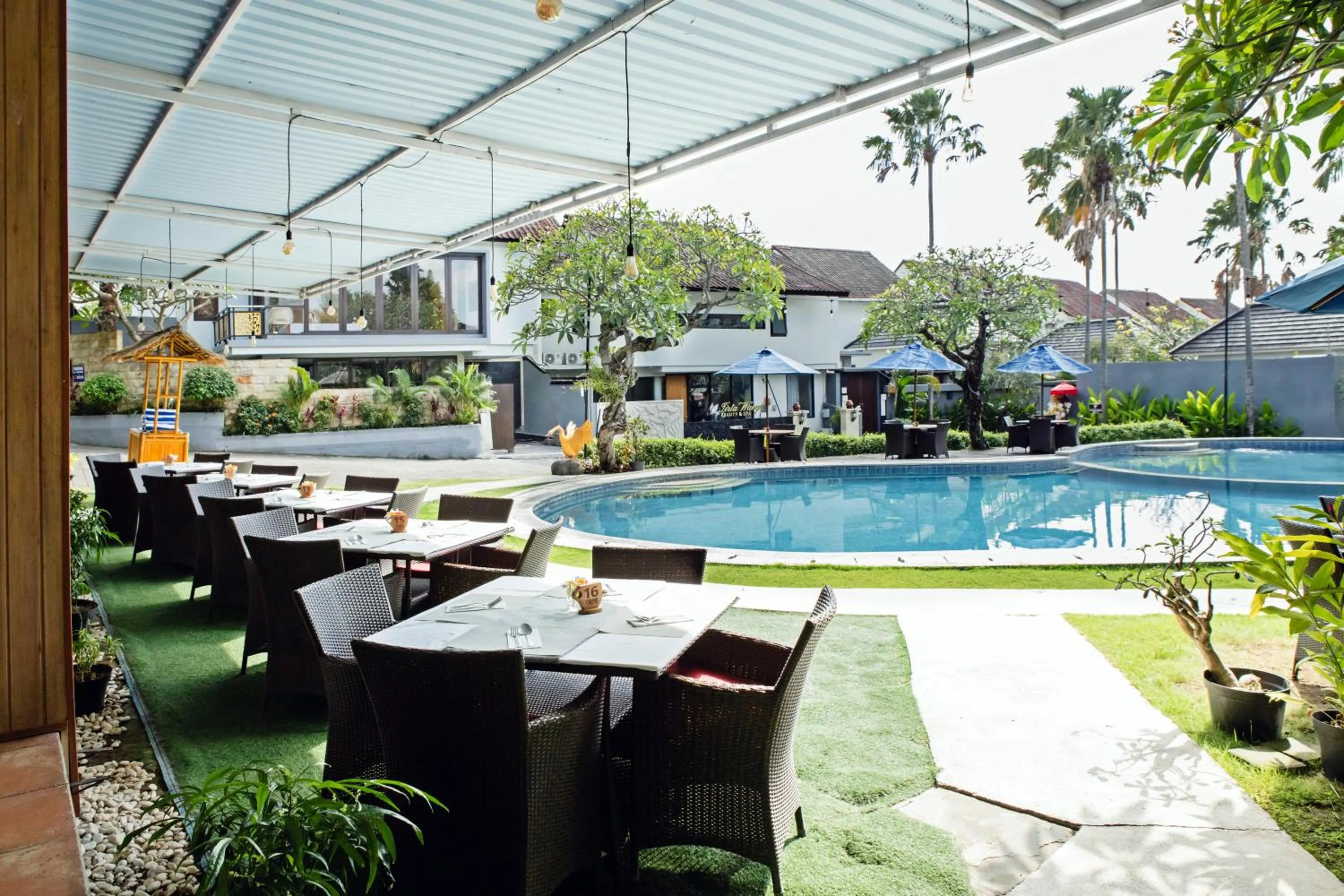 Restaurant/places to eat in Grand Kesambi Resort and Villas Seminyak