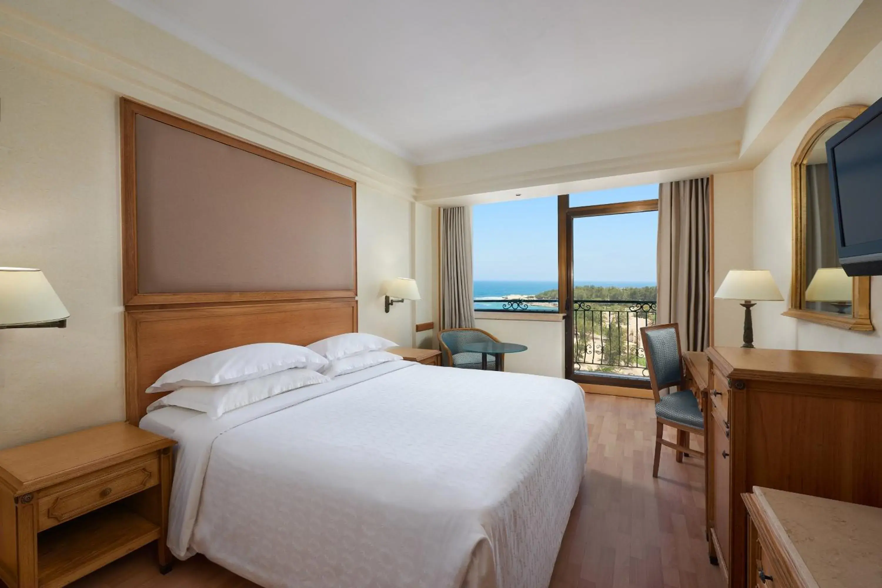 Classic Guest room, 1 Queen, View, Low floor, Balcony in Sheraton Montazah Hotel Classic Guest room, 1 Queen, View, Low floor, Balcony in Sheraton Montazah Hotel