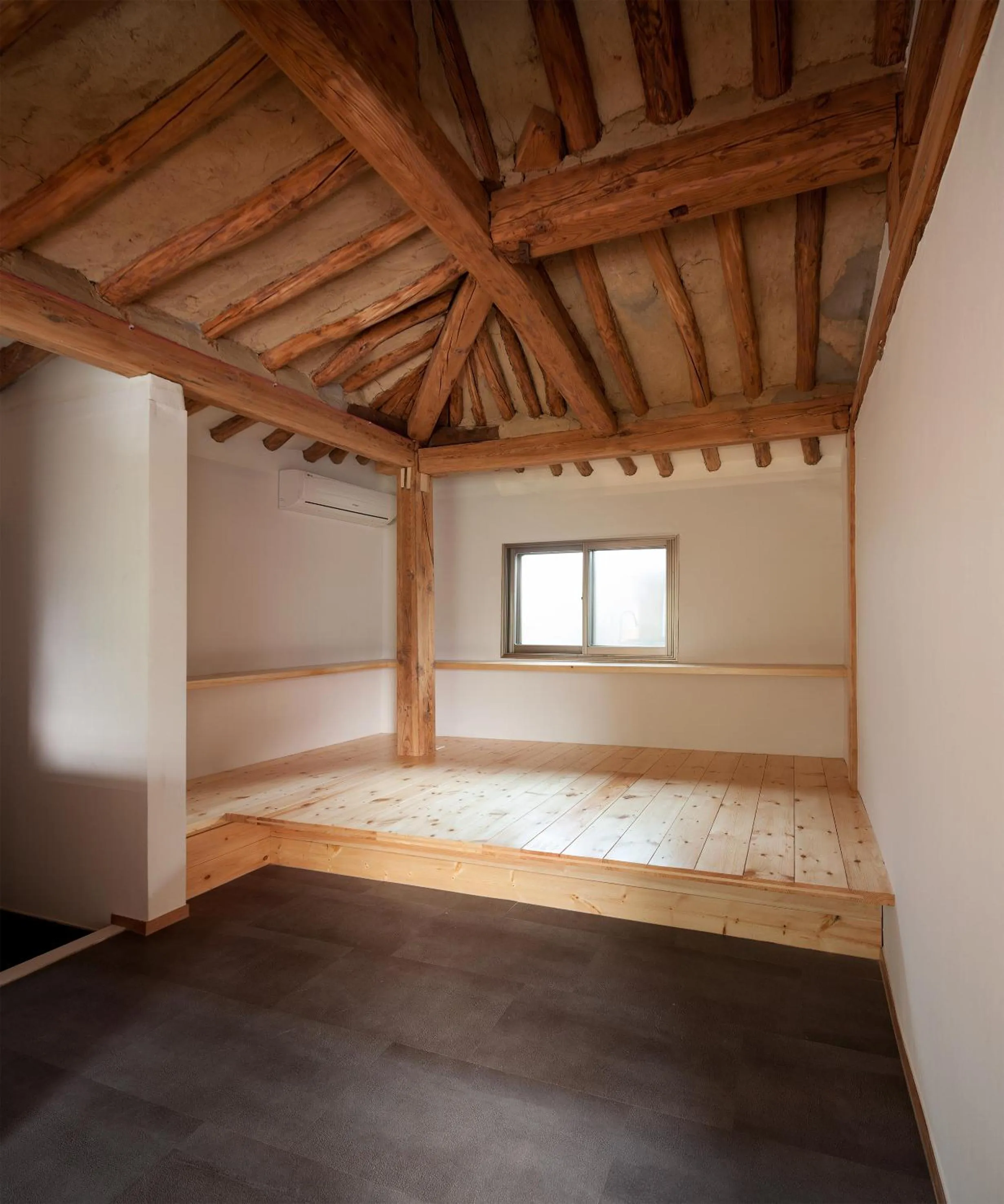 Bed in Side Hanok Residence