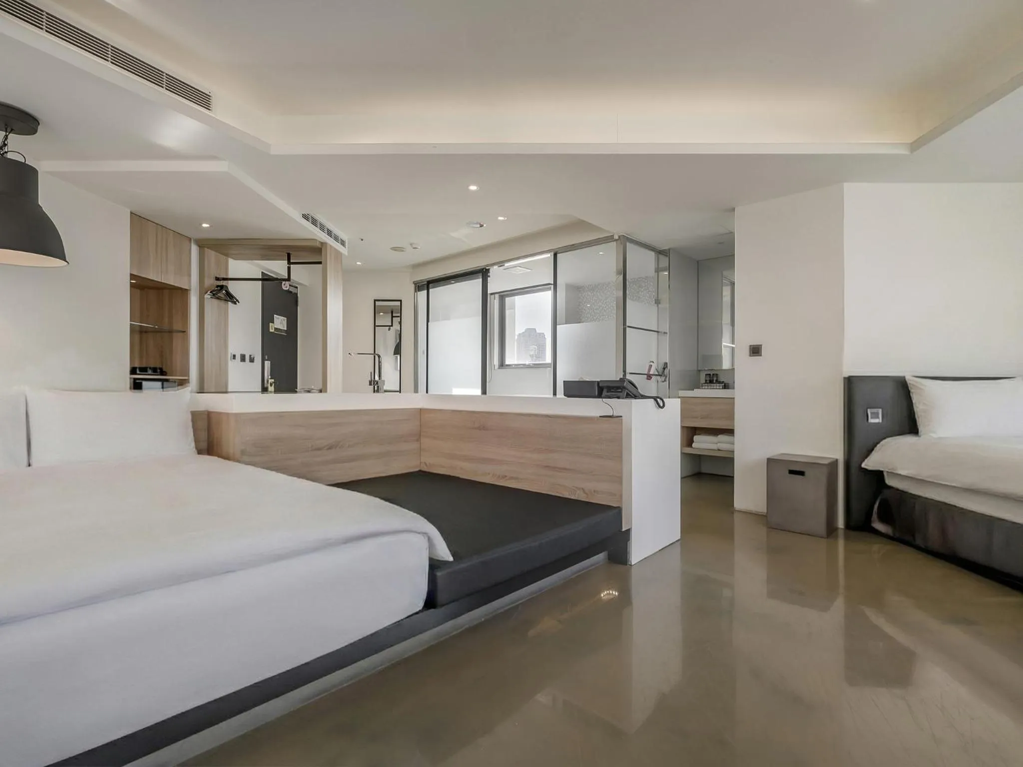 Bed in CHECK inn Taichung Liming
