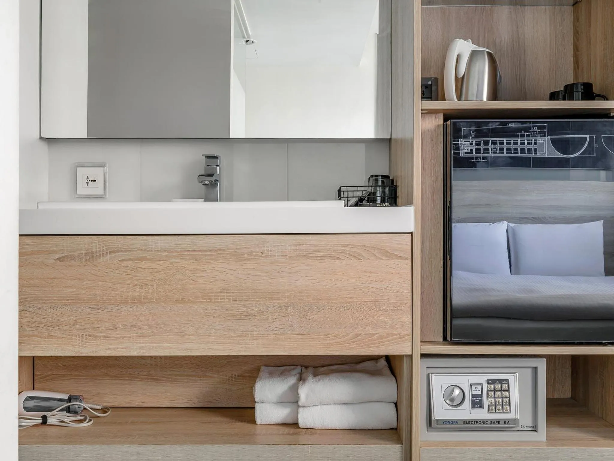 CHECK inn Taichung Liming