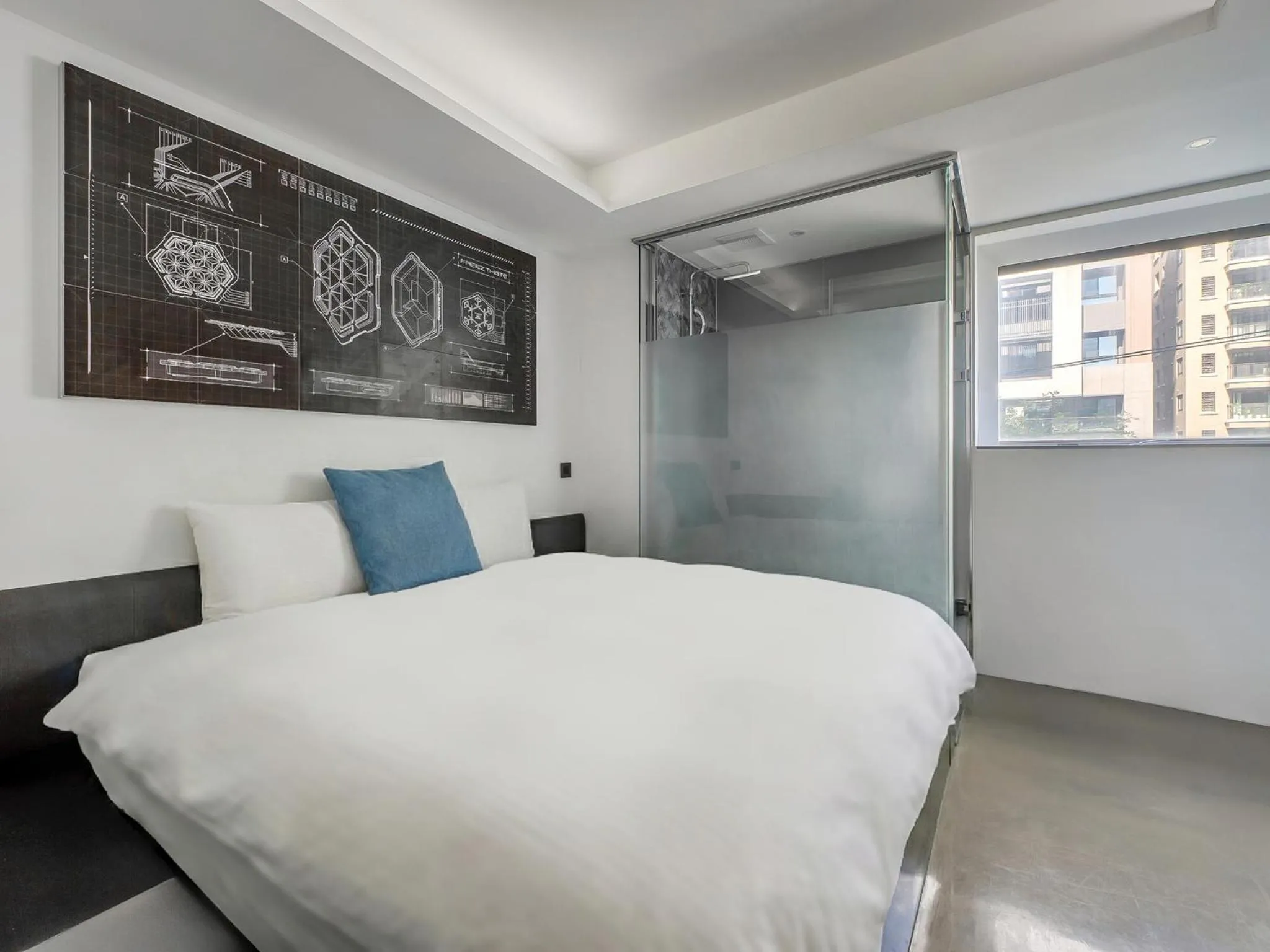 Bed in CHECK inn Taichung Liming