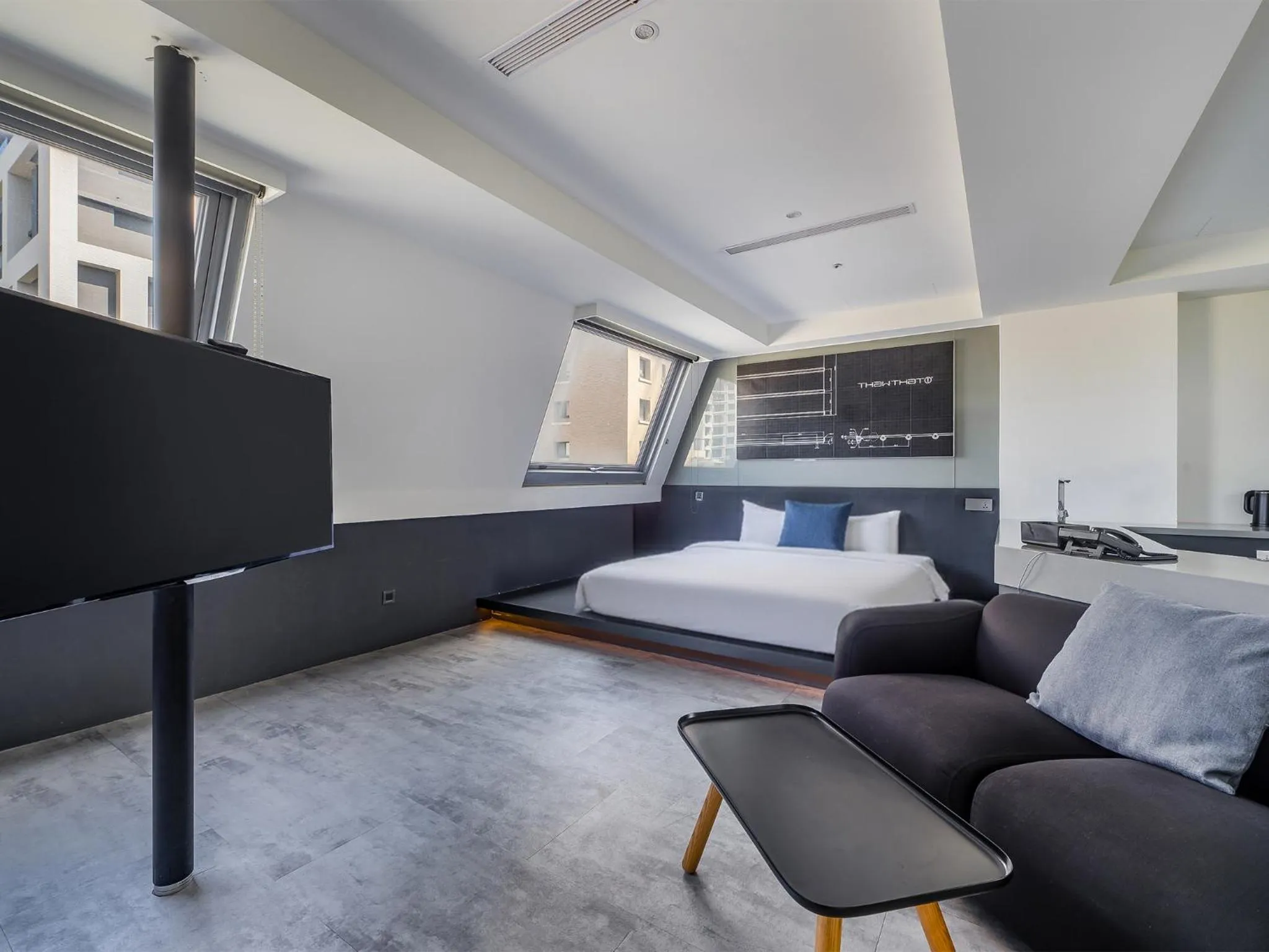 Bed in CHECK inn Taichung Liming