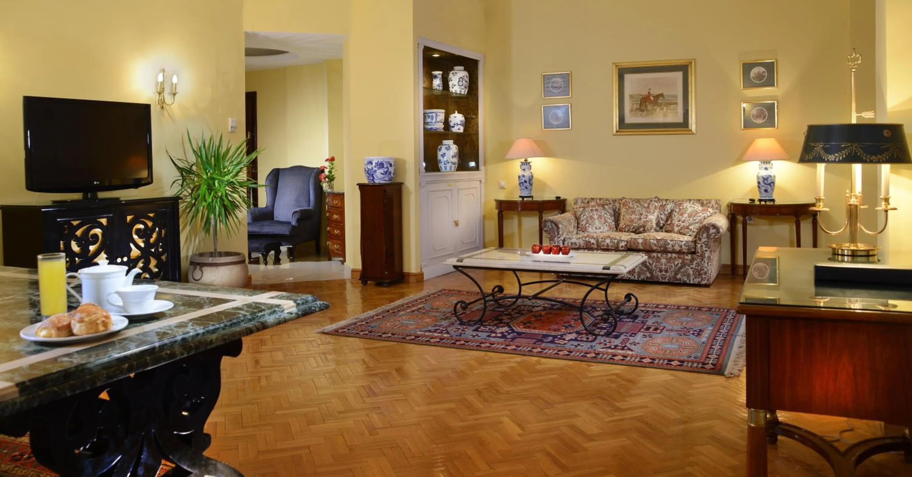 Photo of the whole room in Sonesta Hotel Tower & Casino Cairo