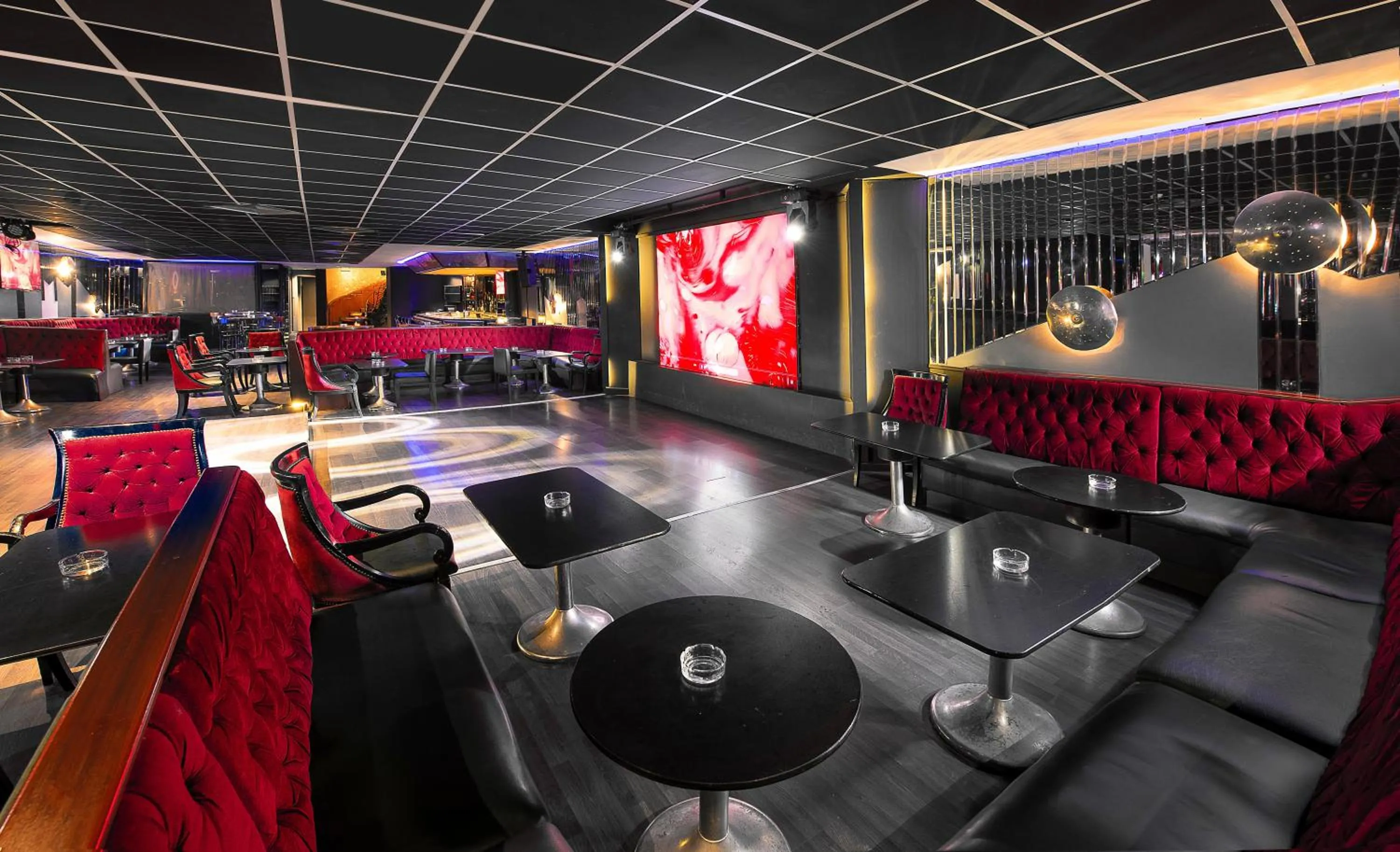 Nightclub / DJ in Sonesta Hotel Tower & Casino Cairo