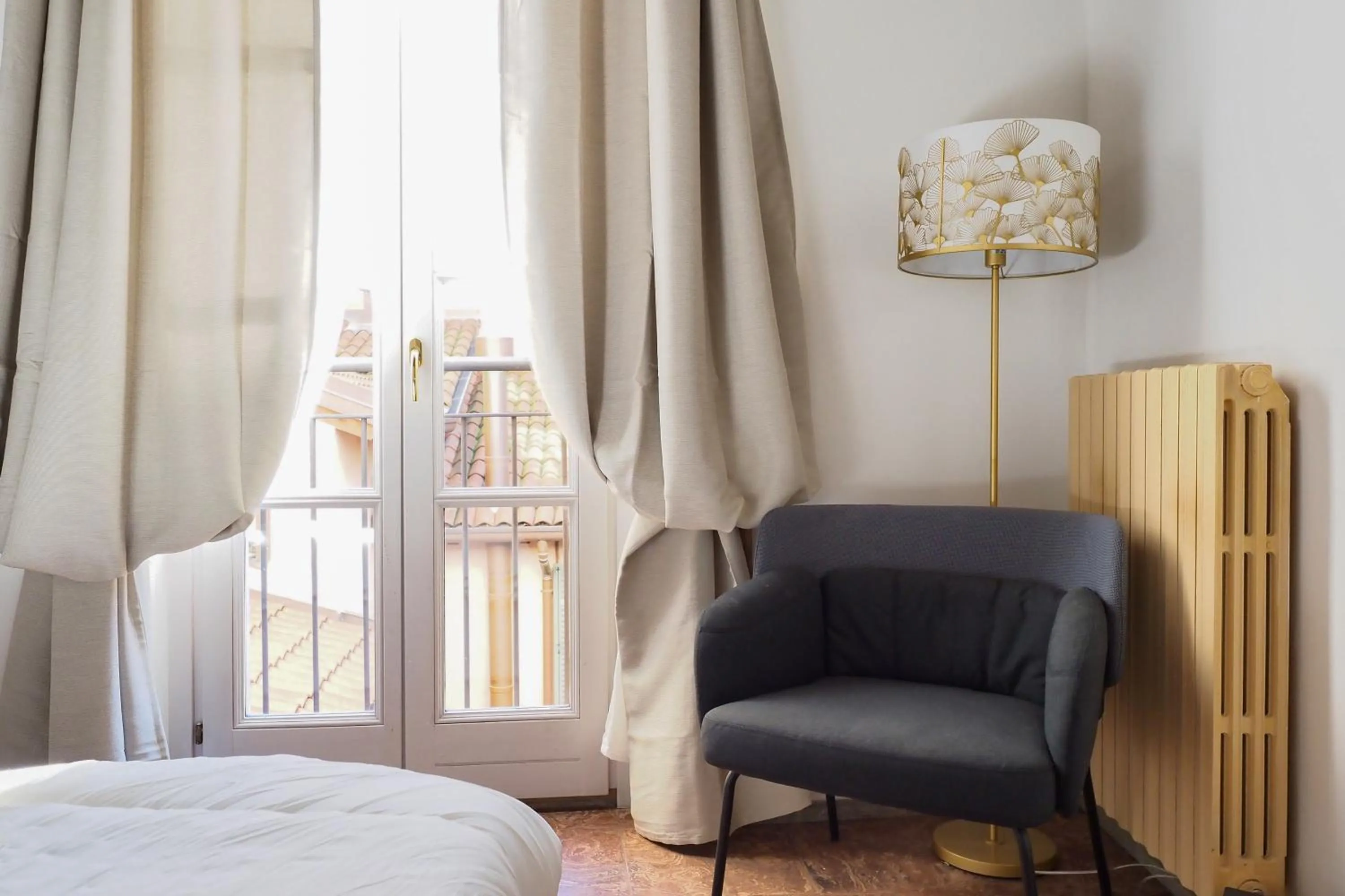 Living room, Bed in Mila Apartments Magenta