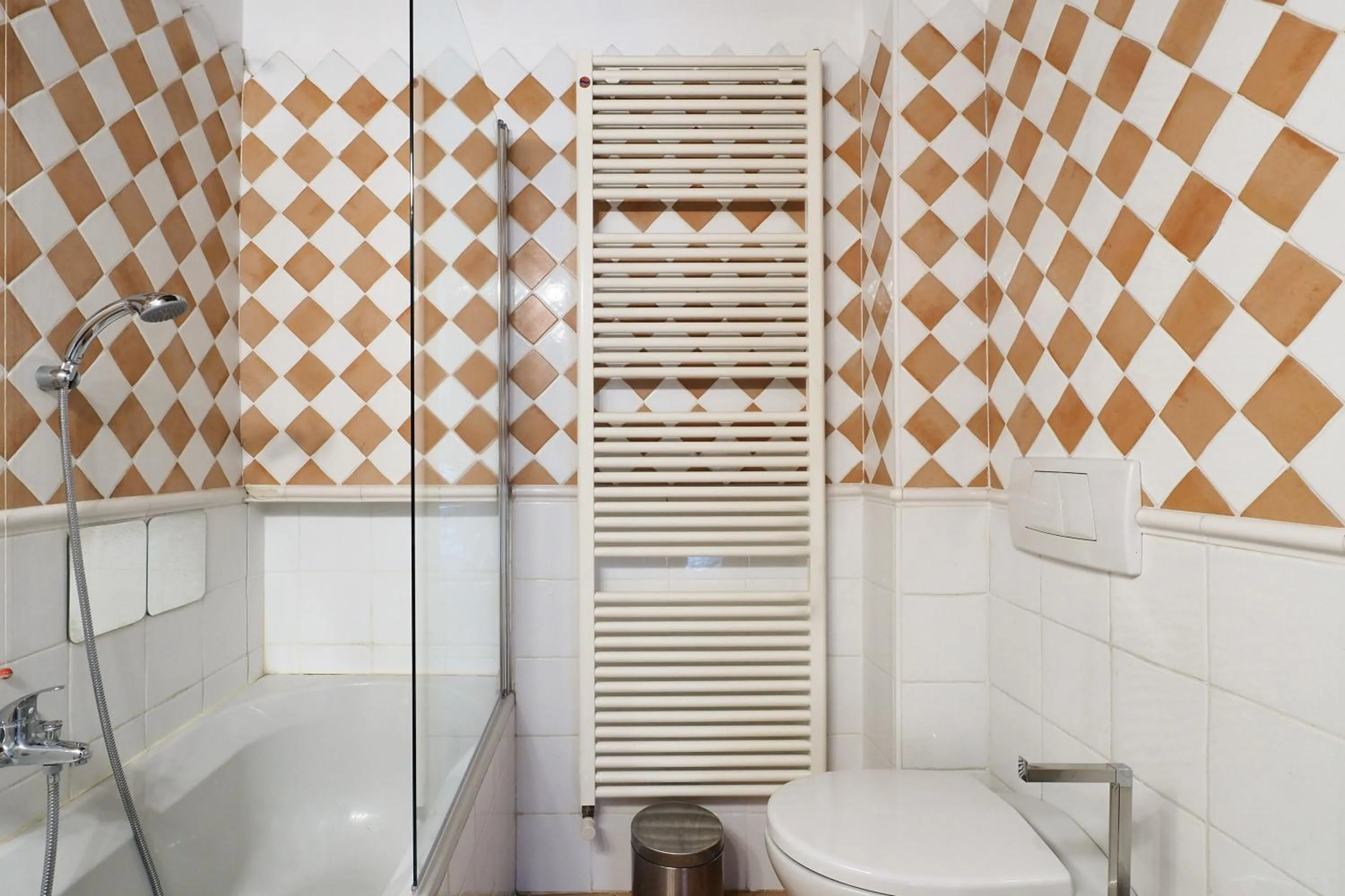 Bathroom in Mila Apartments Magenta