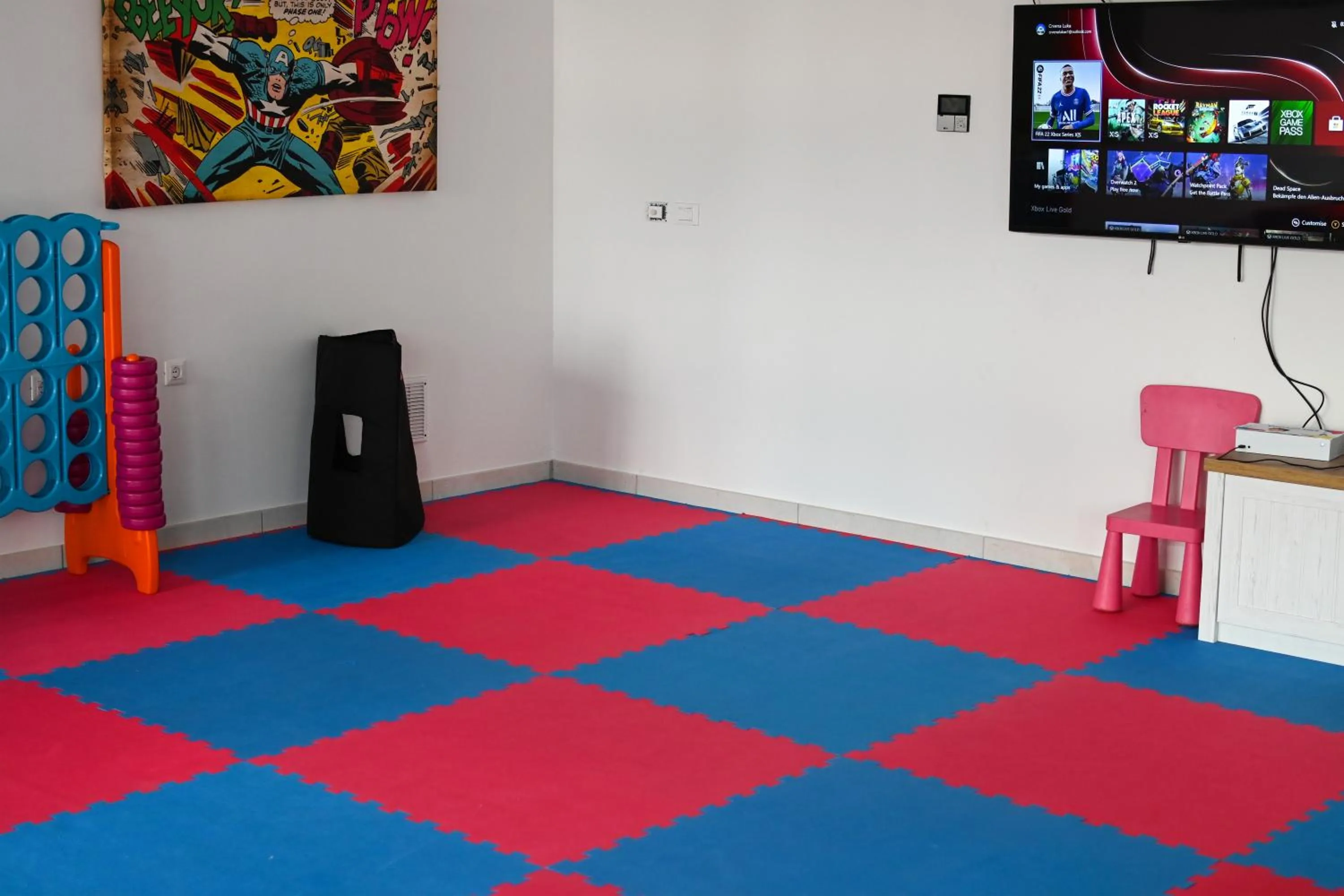 People in Crvena Luka Resort