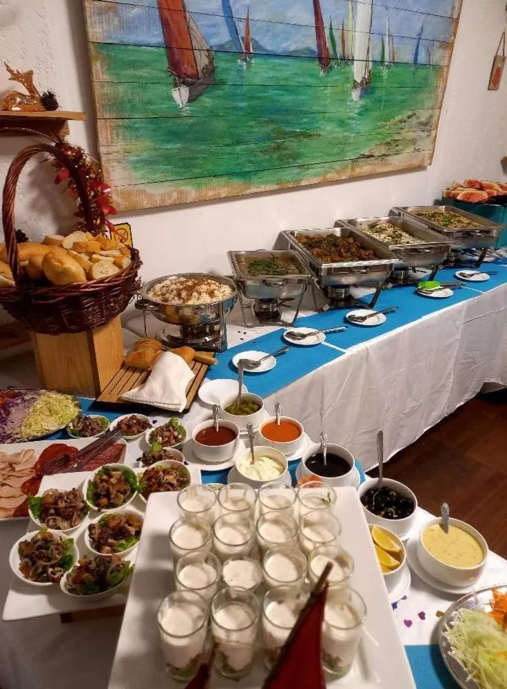 Food in Explora Prestige