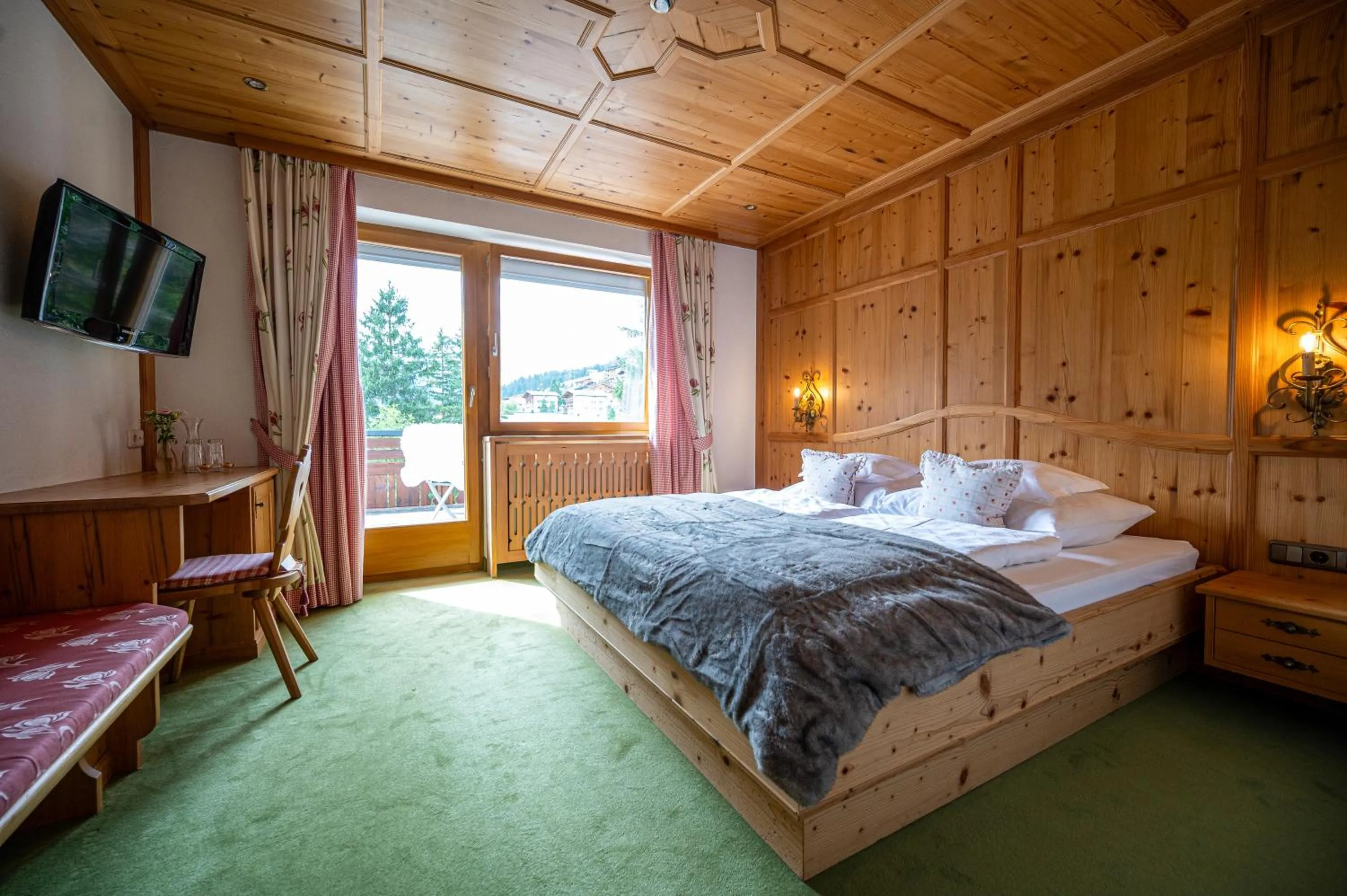 Bed in die AlpenRose
