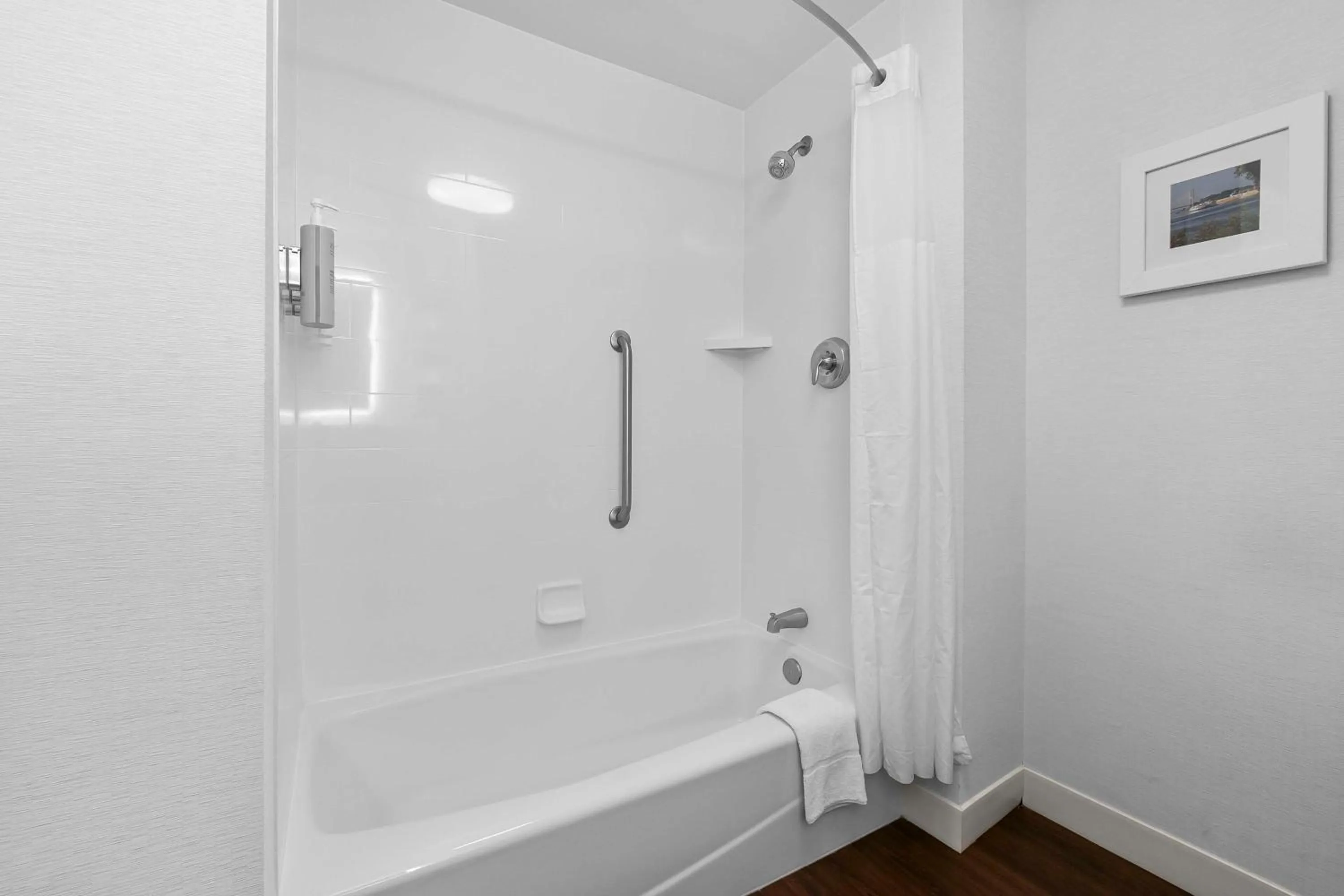 Bathroom in Hampton Inn Cape Girardeau I-55 East, MO