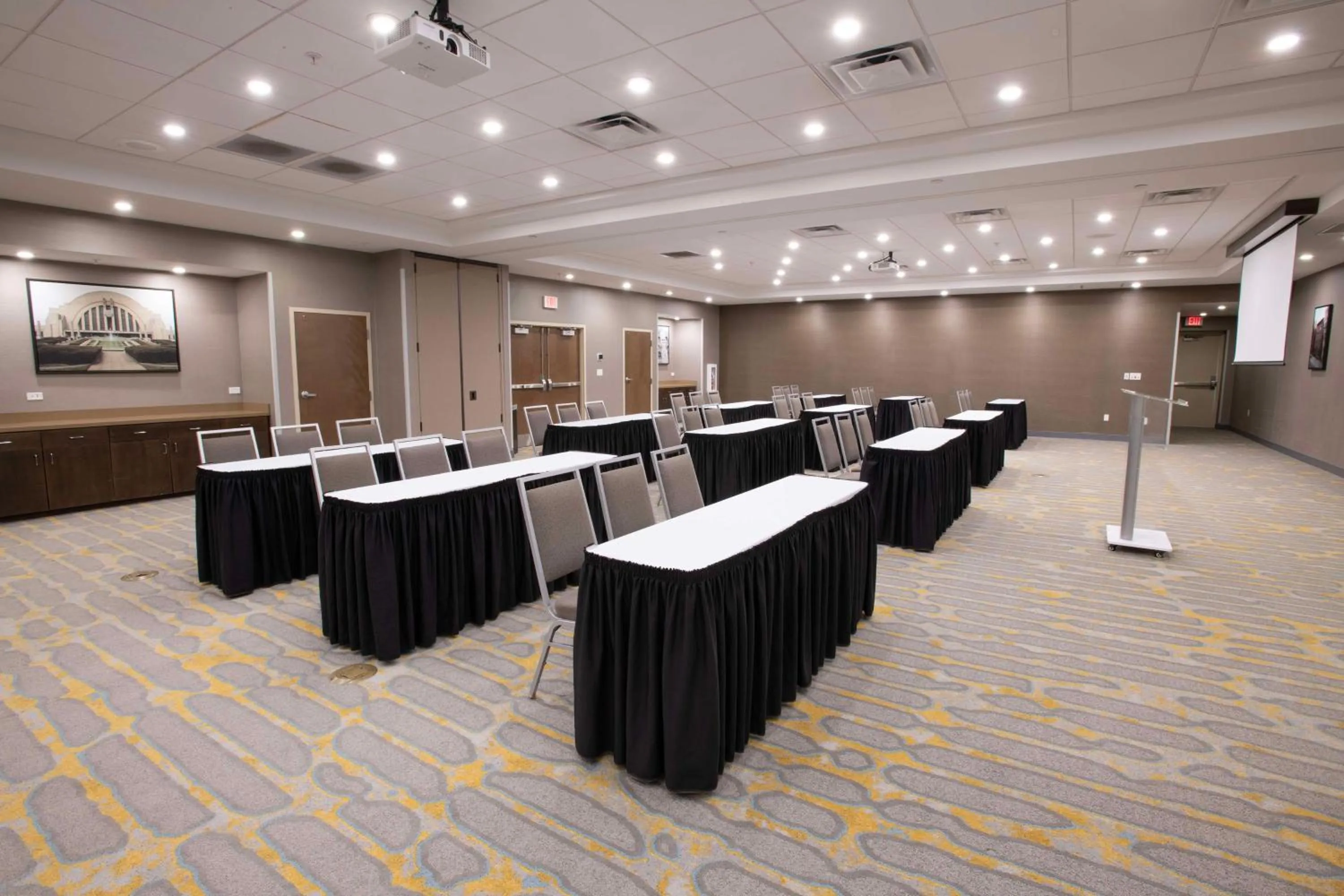 Meeting/conference room in Hampton Inn & Suites - Cincinnati/Kenwood, OH