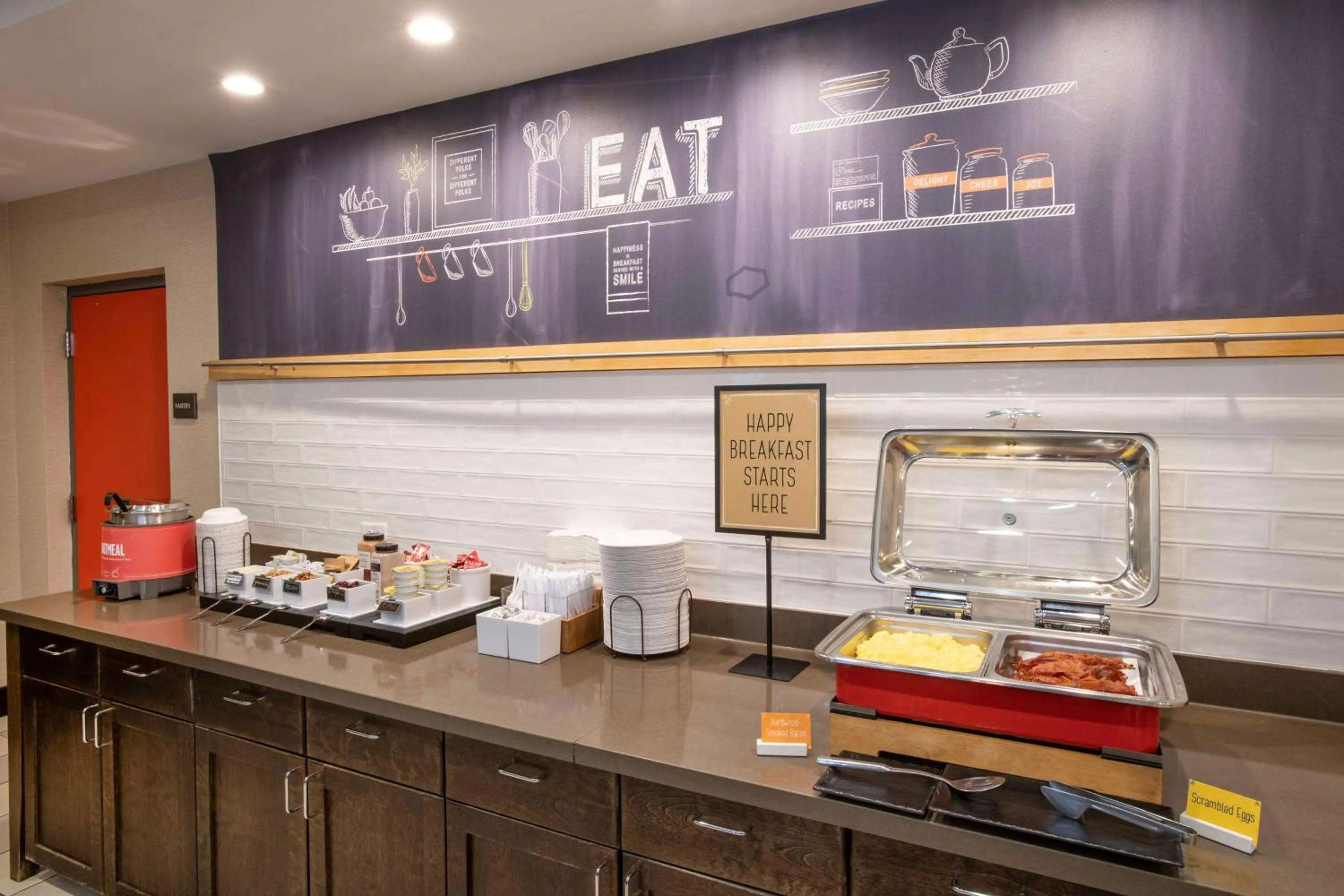 Breakfast in Hampton Inn & Suites - Cincinnati/Kenwood, OH