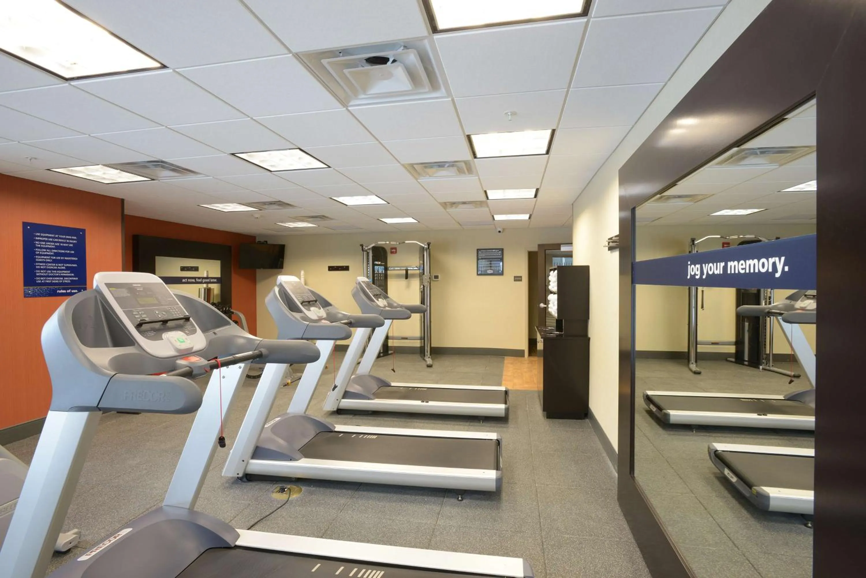 Fitness centre/facilities in Hampton Inn & Suites - Cincinnati/Kenwood, OH