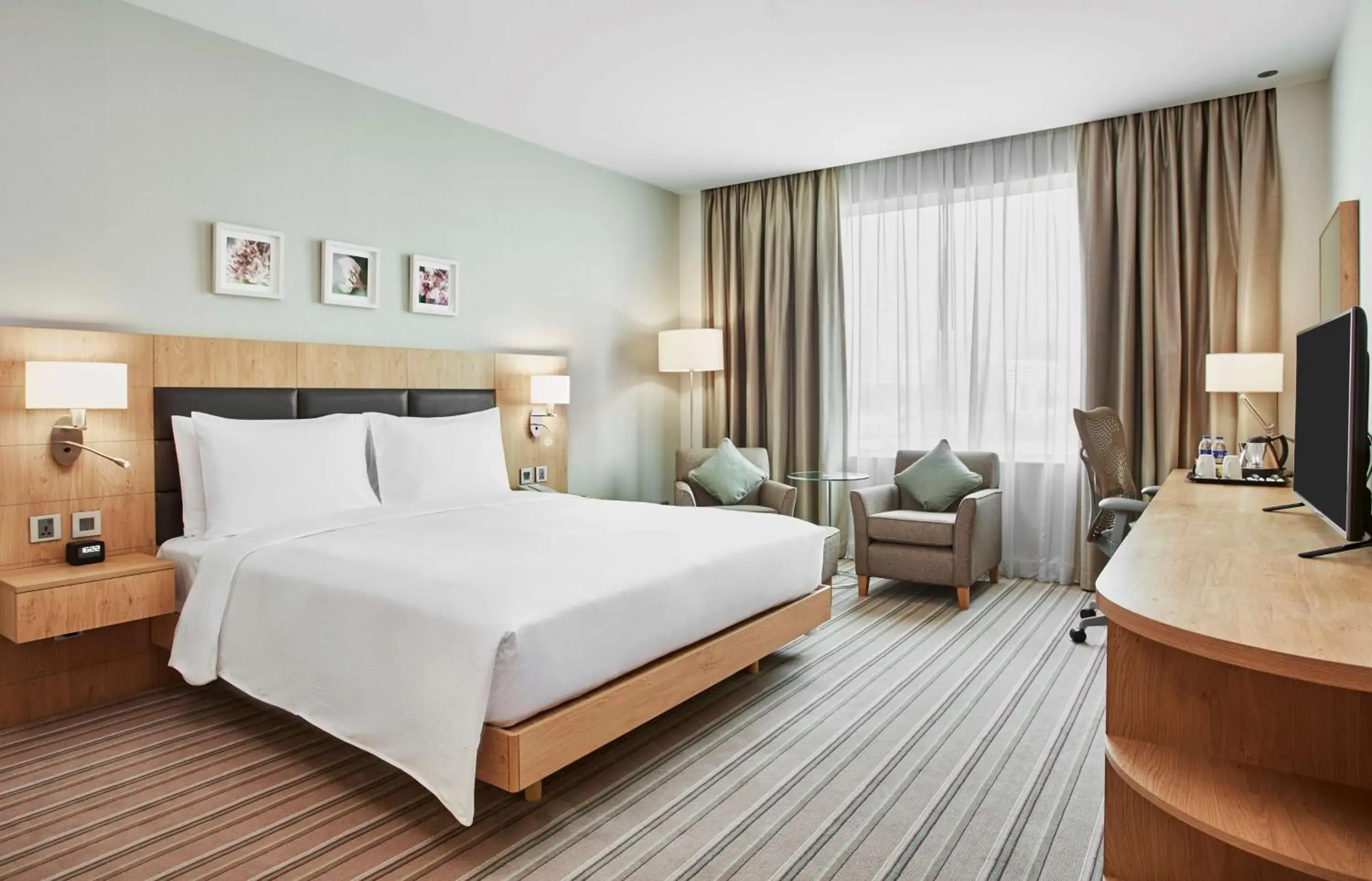 King Room - Mobility Accessible in Hilton Garden Inn Dubai, Mall Avenue King Room - Mobility Accessible in Hilton Garden Inn Dubai, Mall Avenue