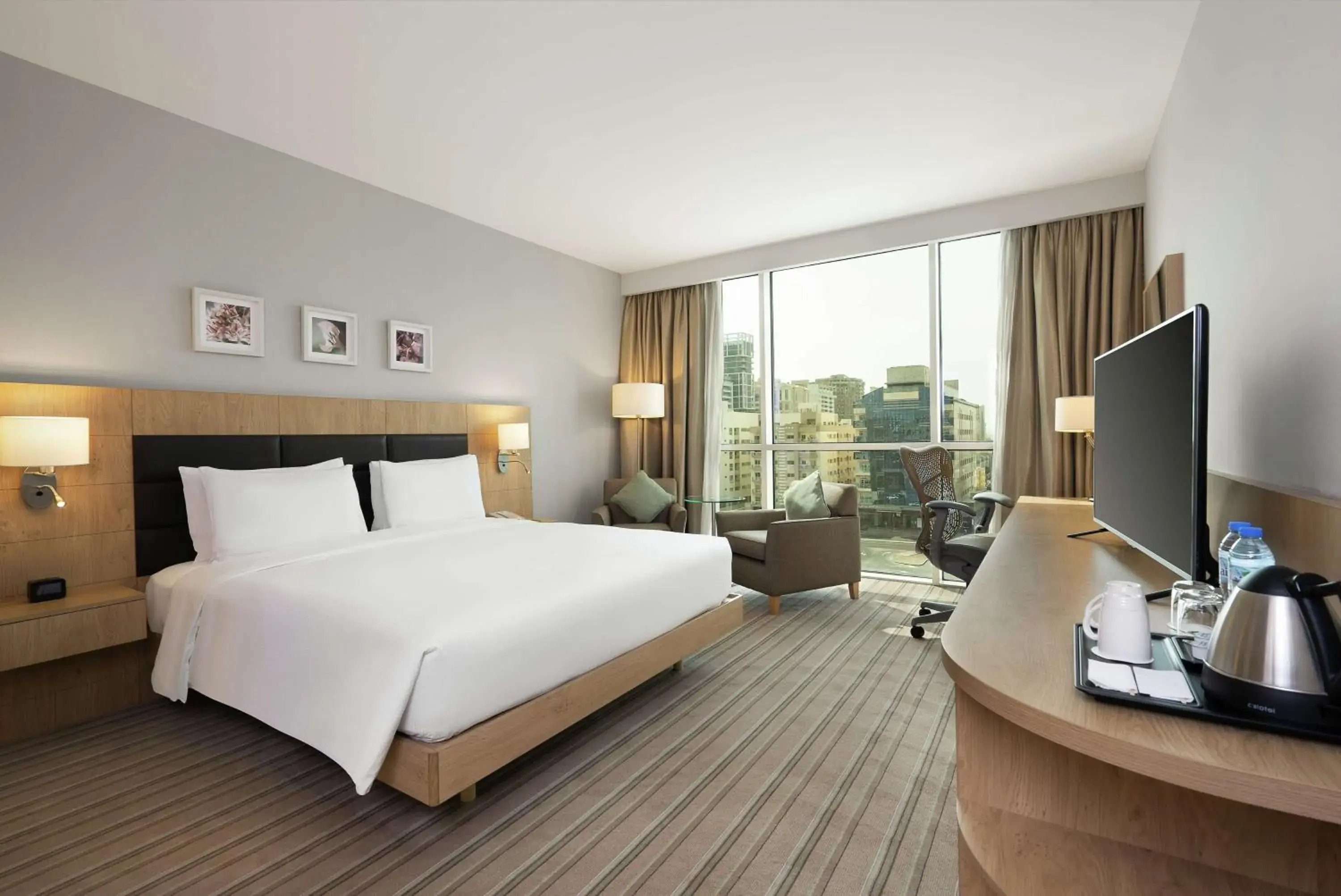 King Room in Hilton Garden Inn Dubai, Mall Avenue King Room in Hilton Garden Inn Dubai, Mall Avenue