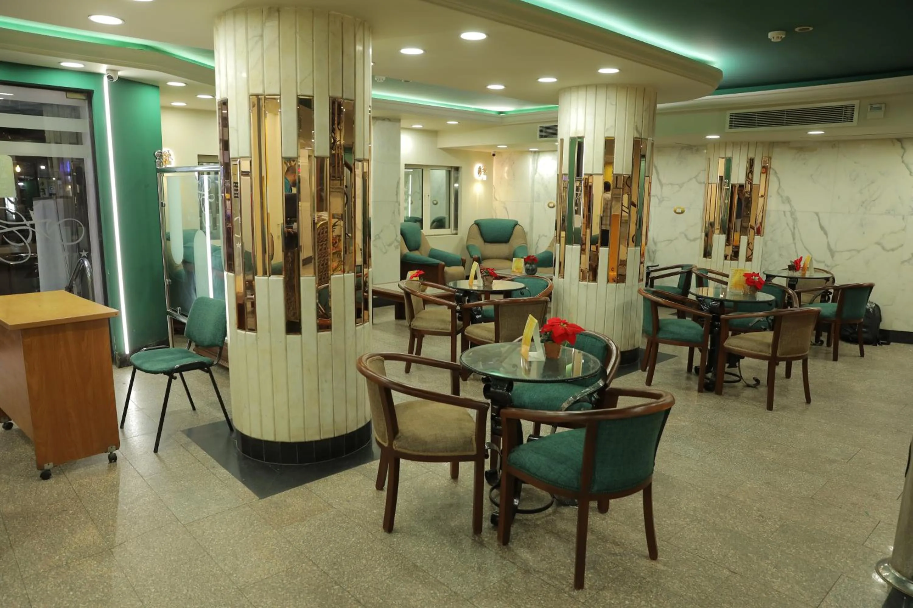 Lobby or reception in Happy City Hotel