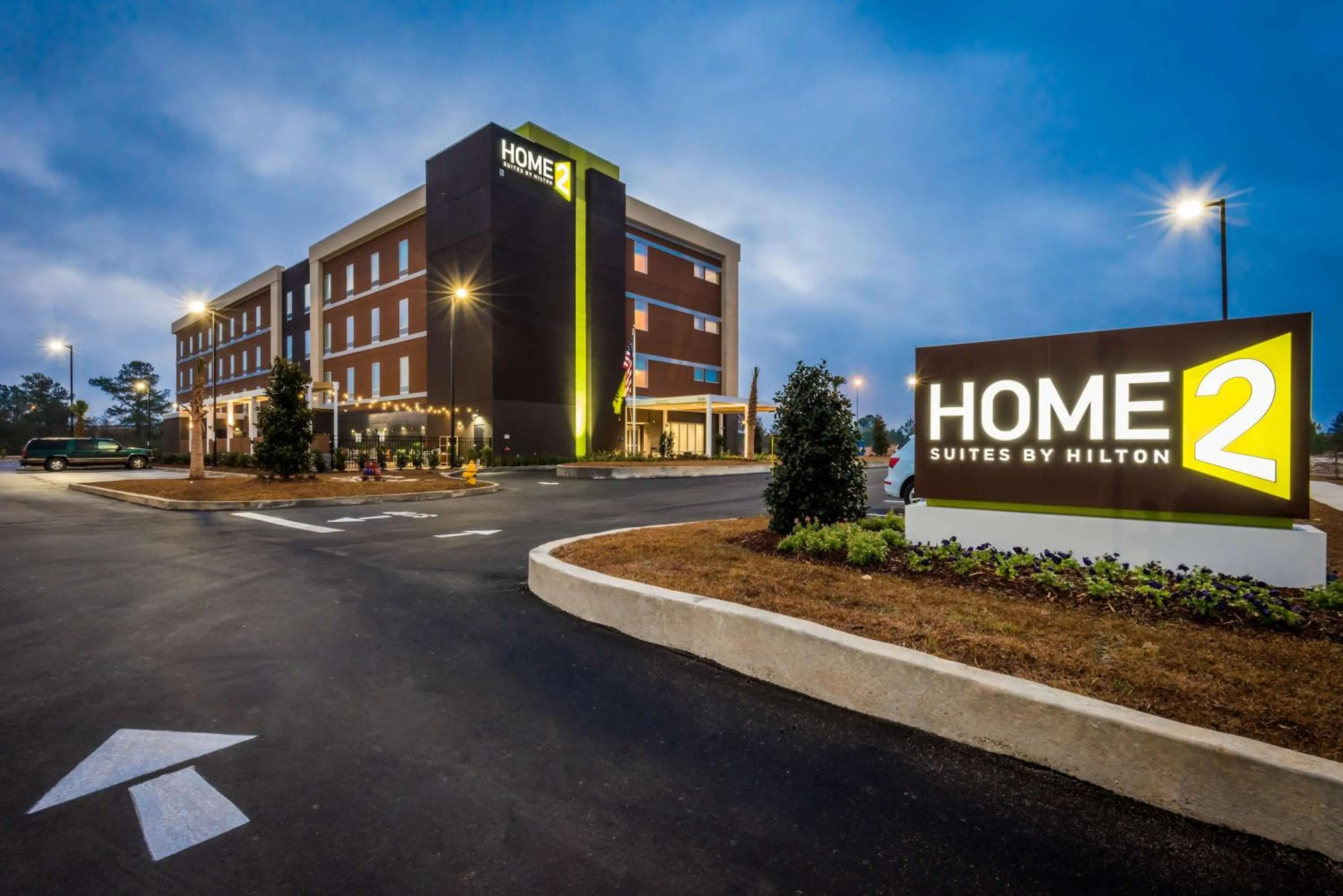 Property building in Home2 Suites by Hilton Gulfport I-10